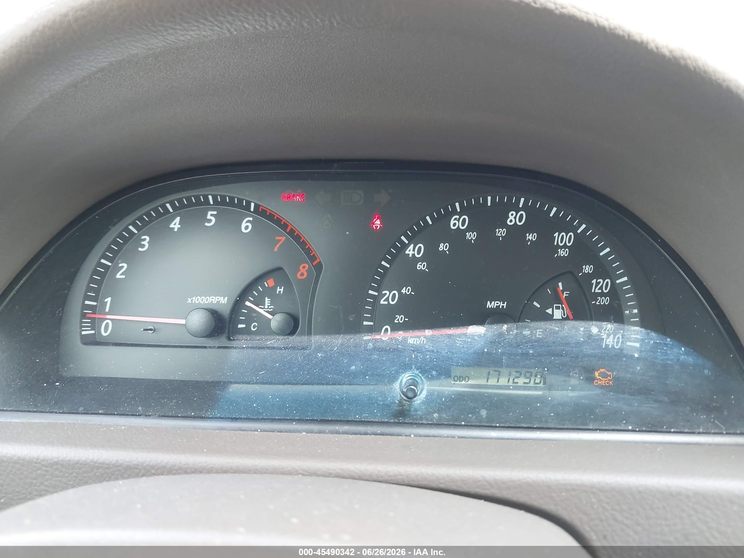 2003 Toyota Camry Le Желто-коричневый vin: JTDBE32KX30203699