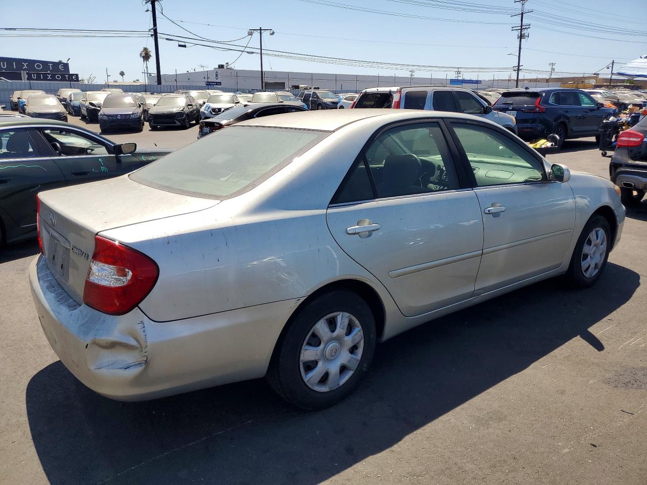 2003 Toyota Camry Le Silver vin: JTDBE32KX30227629
