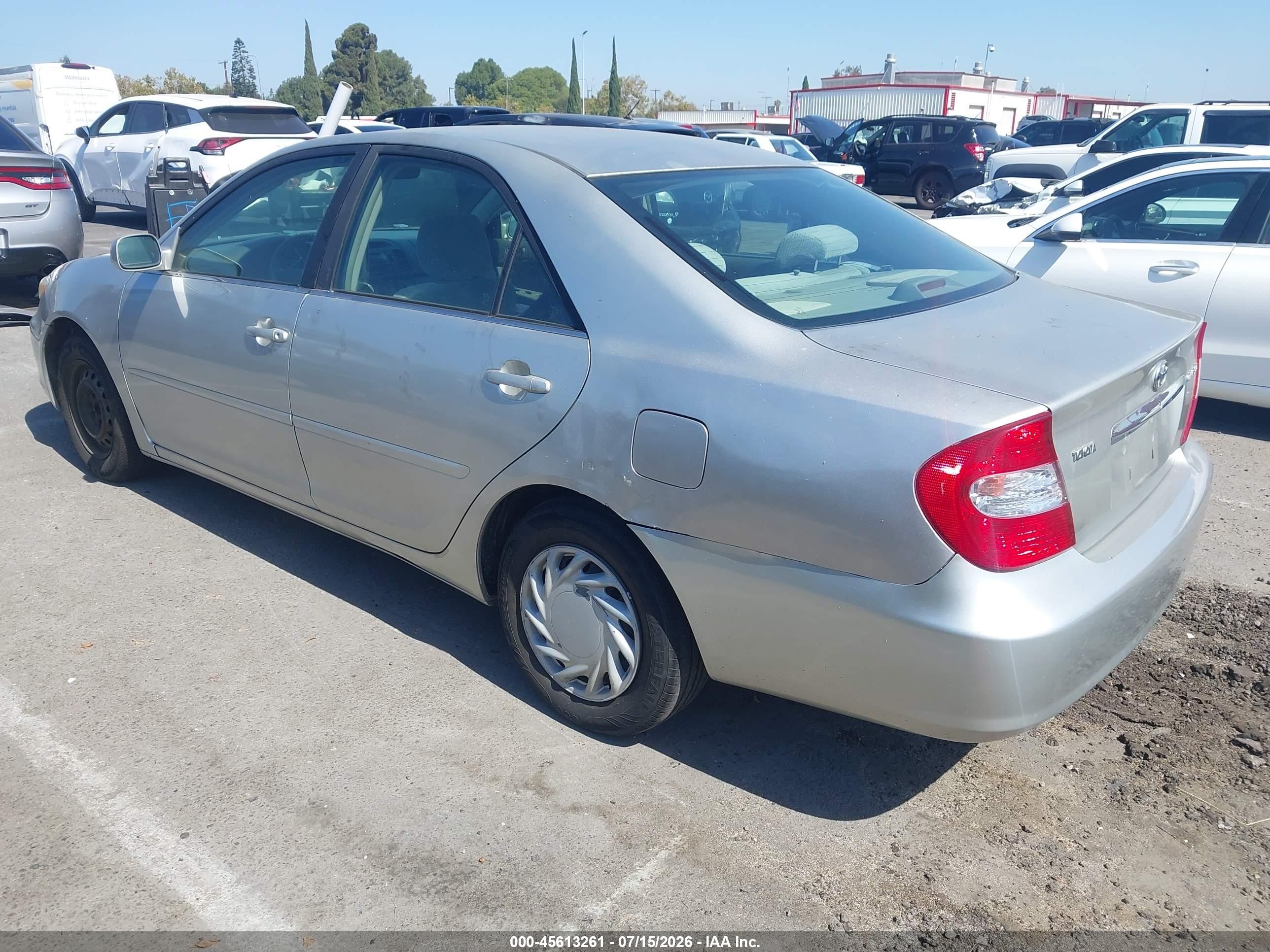 2004 Toyota Camry Le/se/std/xle Silver vin: JTDBE32KX40270434
