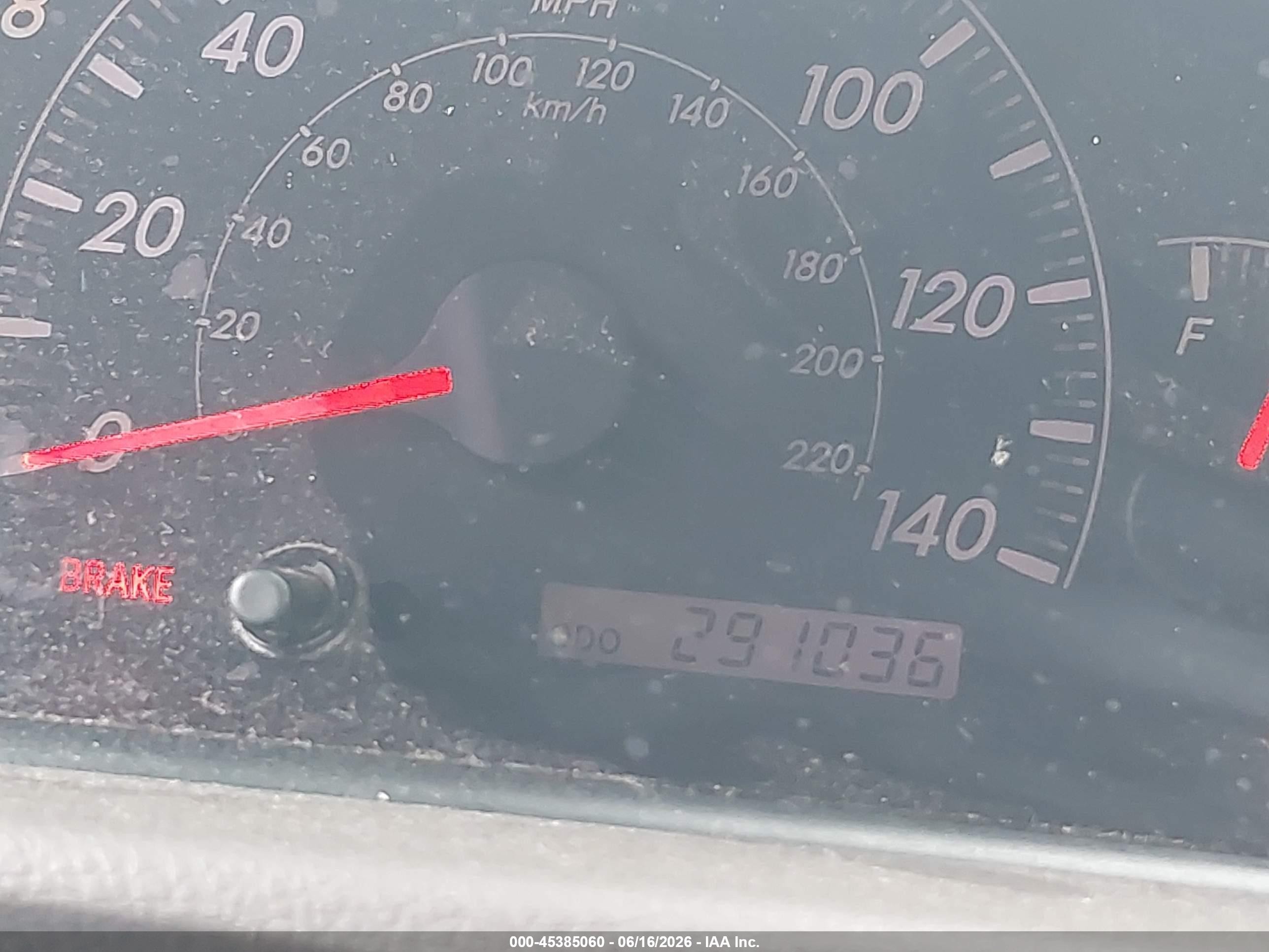 2005 Toyota Camry Std Silver vin: JTDBE32KX50312909