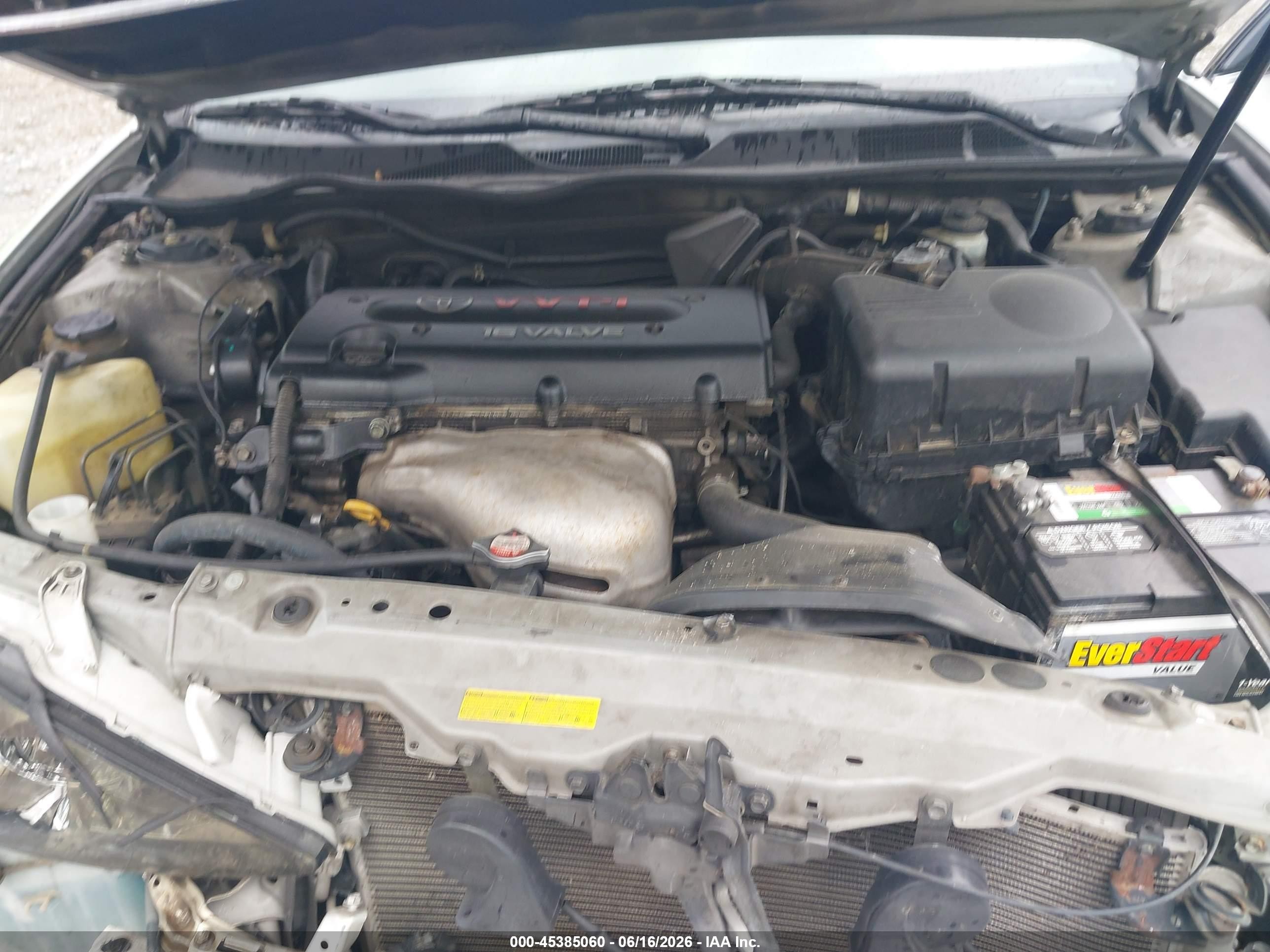 2005 Toyota Camry Std Silver vin: JTDBE32KX50312909