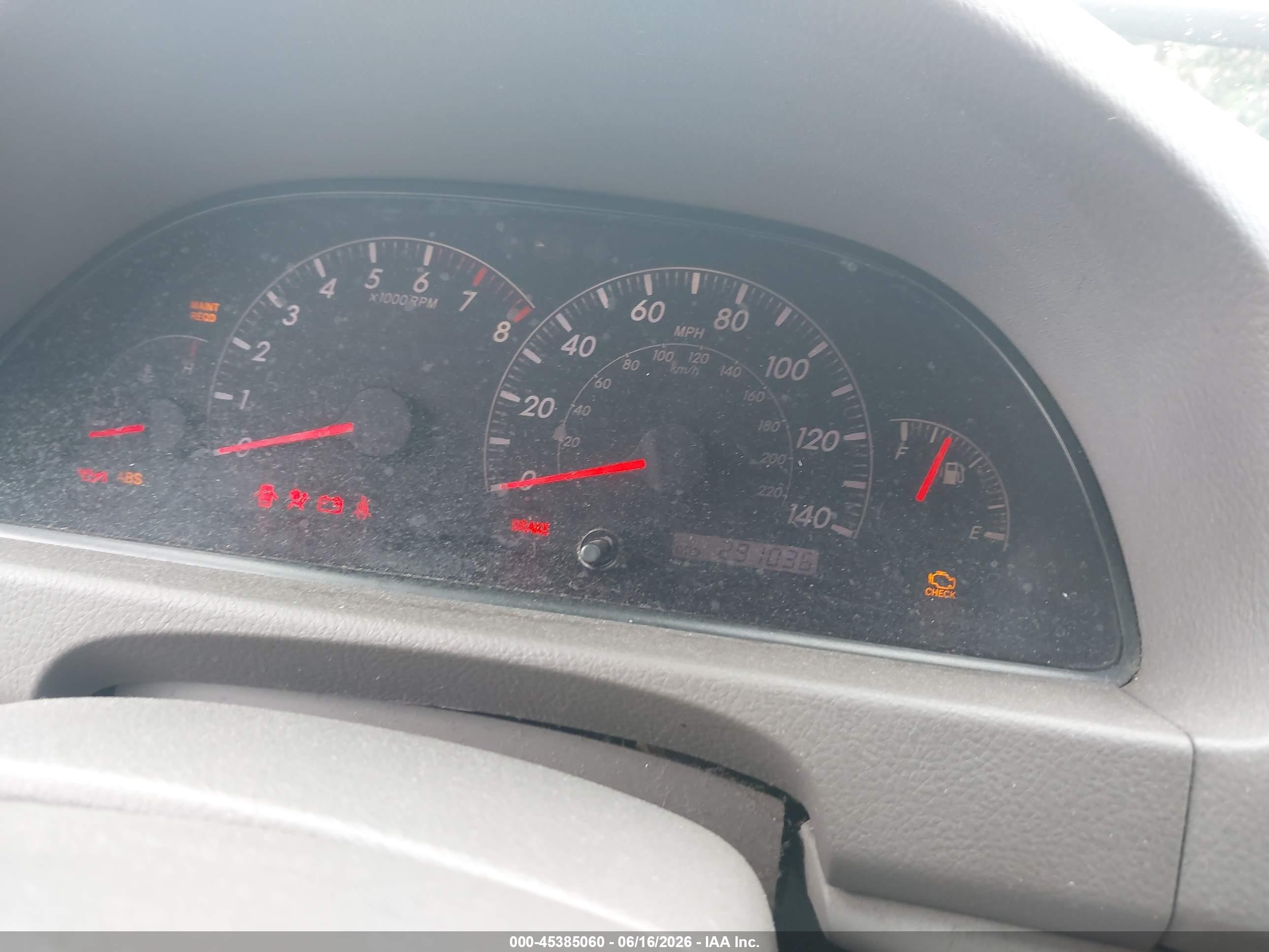 2005 Toyota Camry Std Silver vin: JTDBE32KX50312909