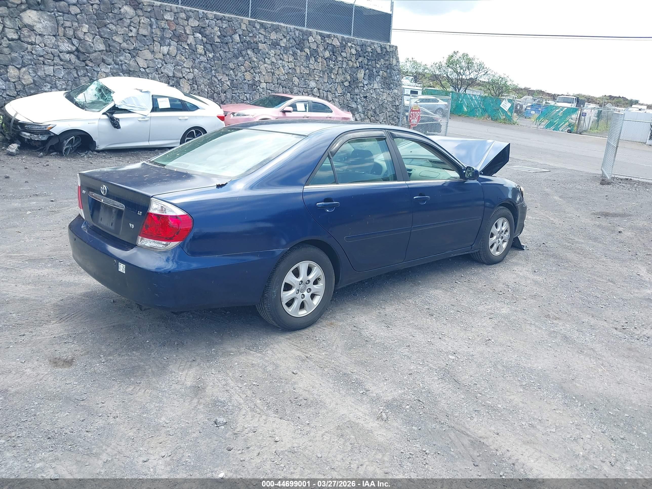 2005 Toyota Camry Le V6/xle V6 Blue vin: JTDBF30K050160770