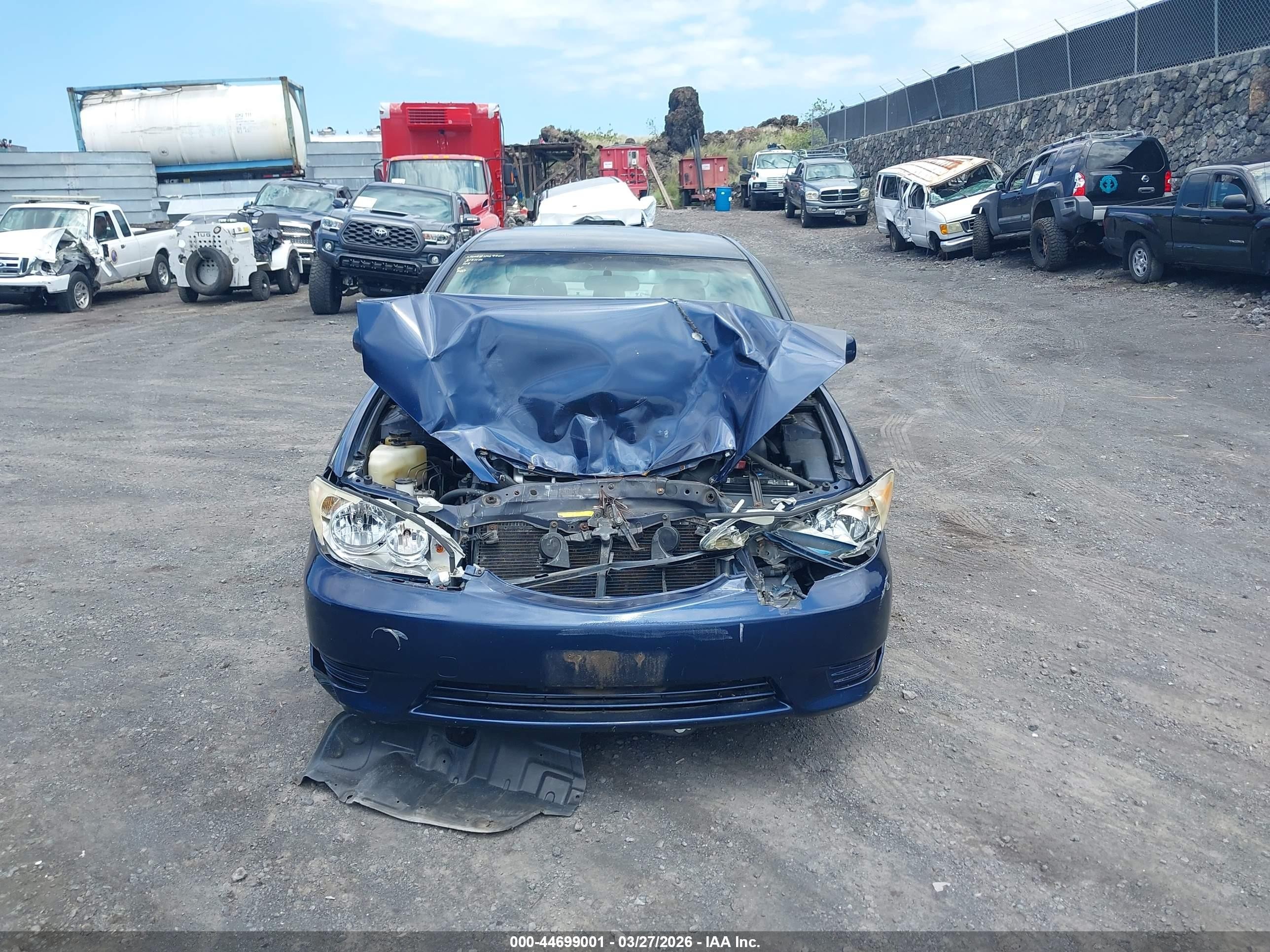 2005 Toyota Camry Le V6/xle V6 Blue vin: JTDBF30K050160770