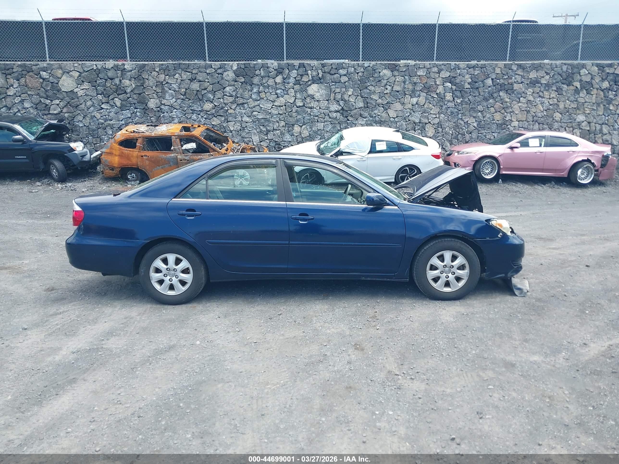 2005 Toyota Camry Le V6/xle V6 Blue vin: JTDBF30K050160770