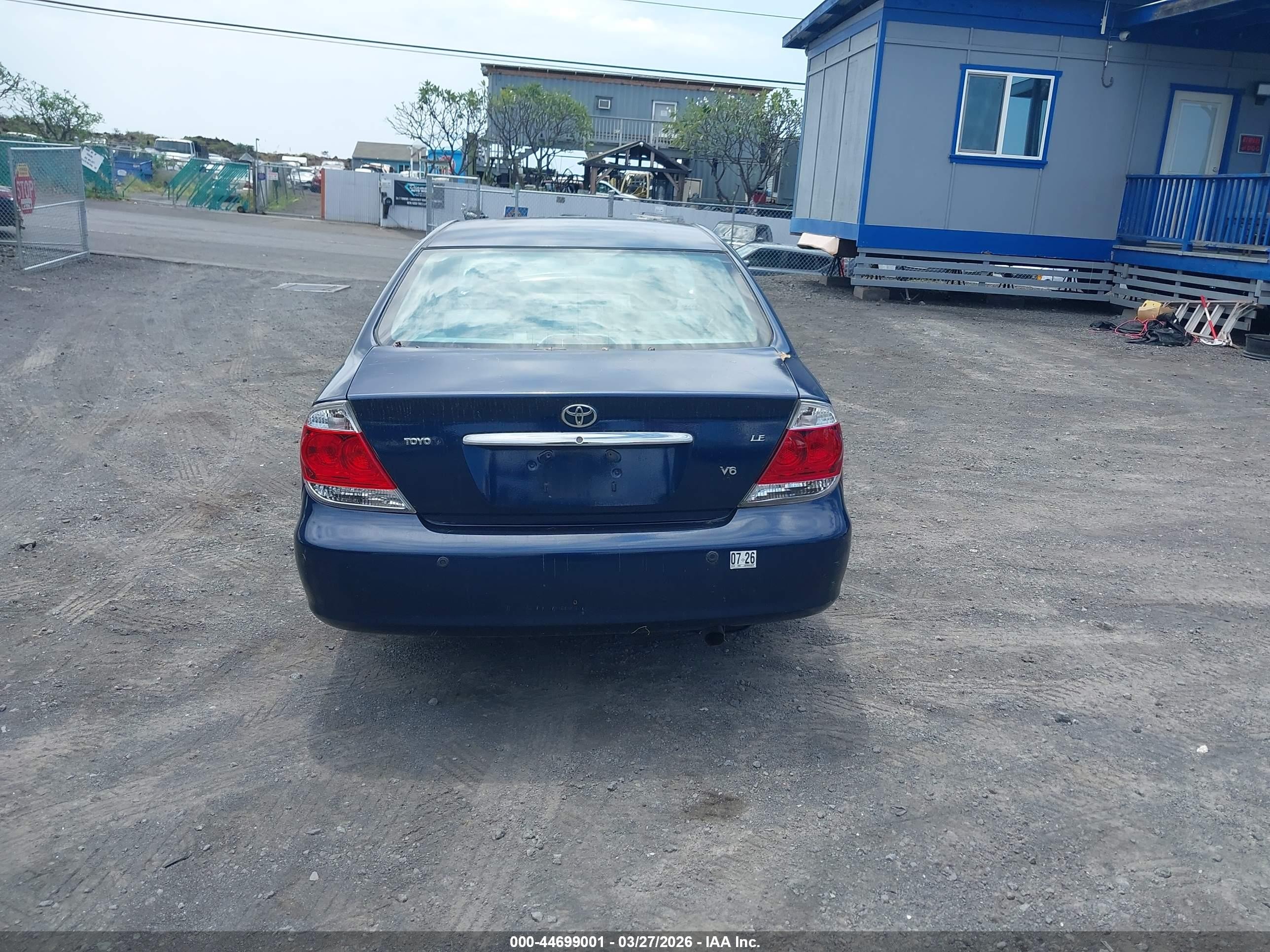 2005 Toyota Camry Le V6/xle V6 Blue vin: JTDBF30K050160770