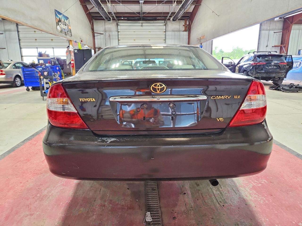 2002 Toyota Camry Le Automatic Purple vin: JTDBF30K120003499