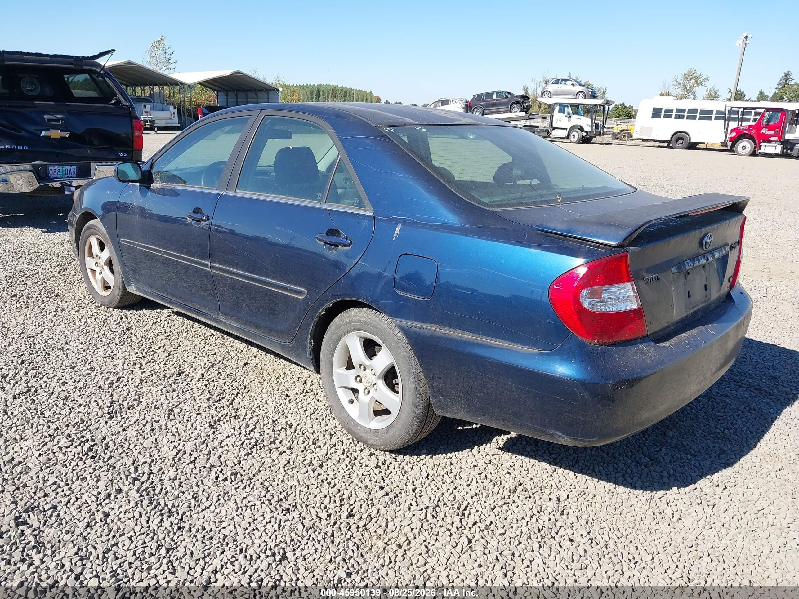 2002 Toyota Camry Se V6 Blue vin: JTDBF30K120021596