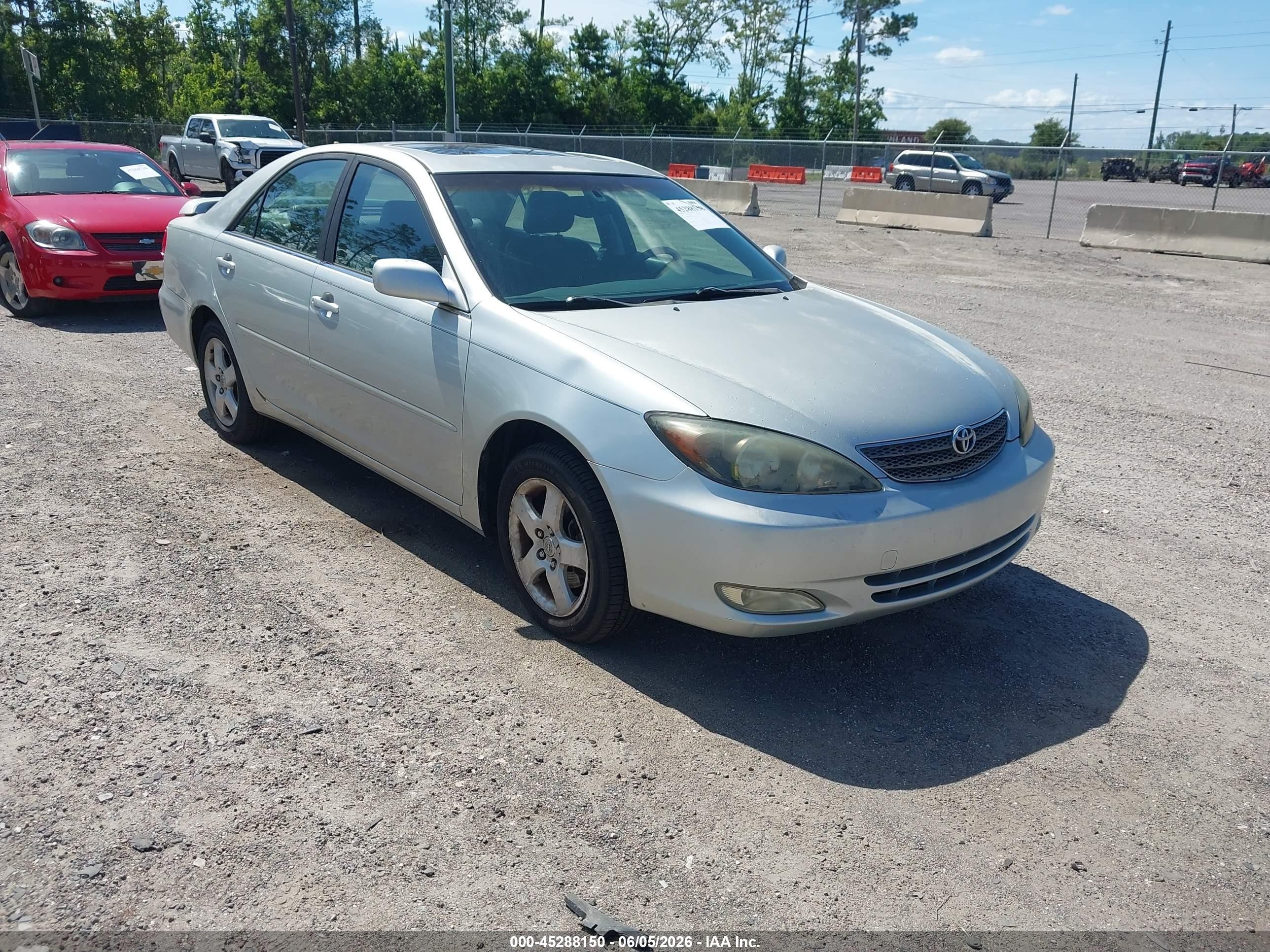 2002 Toyota Camry Se V6 Silver vin: JTDBF30K220082682