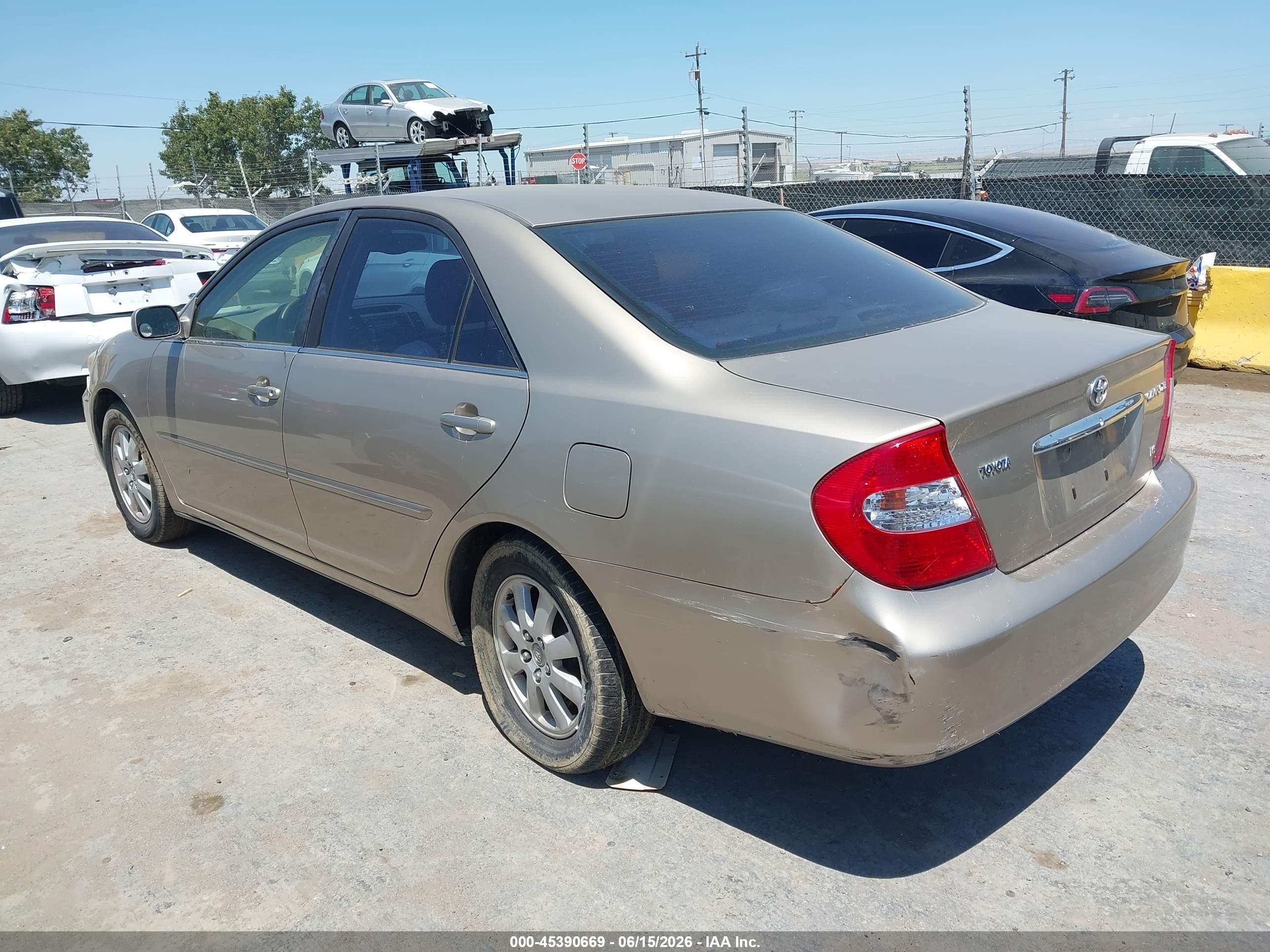 2003 Toyota Camry Xle V6 Beige vin: JTDBF30K230150674