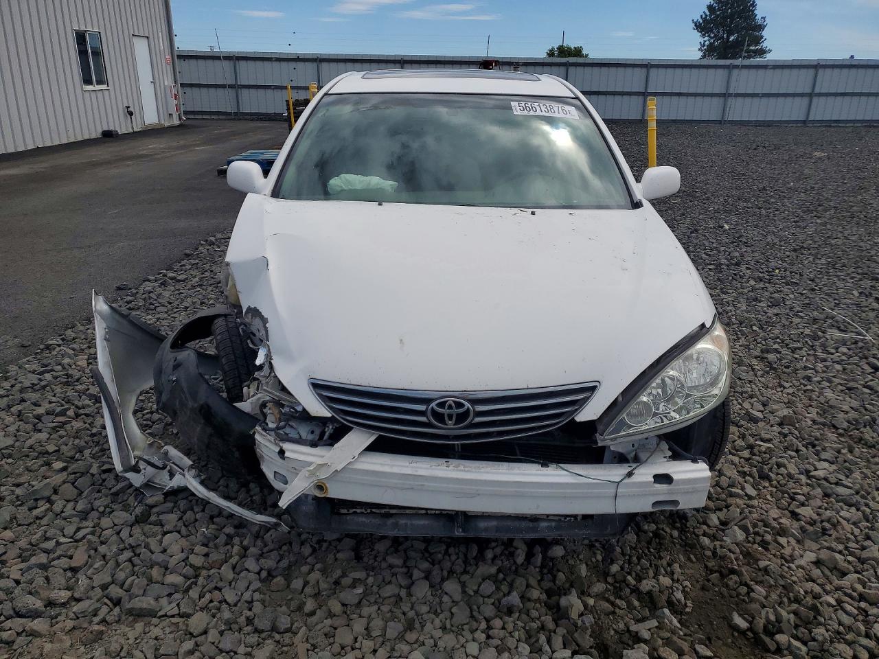 2005 Toyota Camry Xle V6 White vin: JTDBF30K250163198