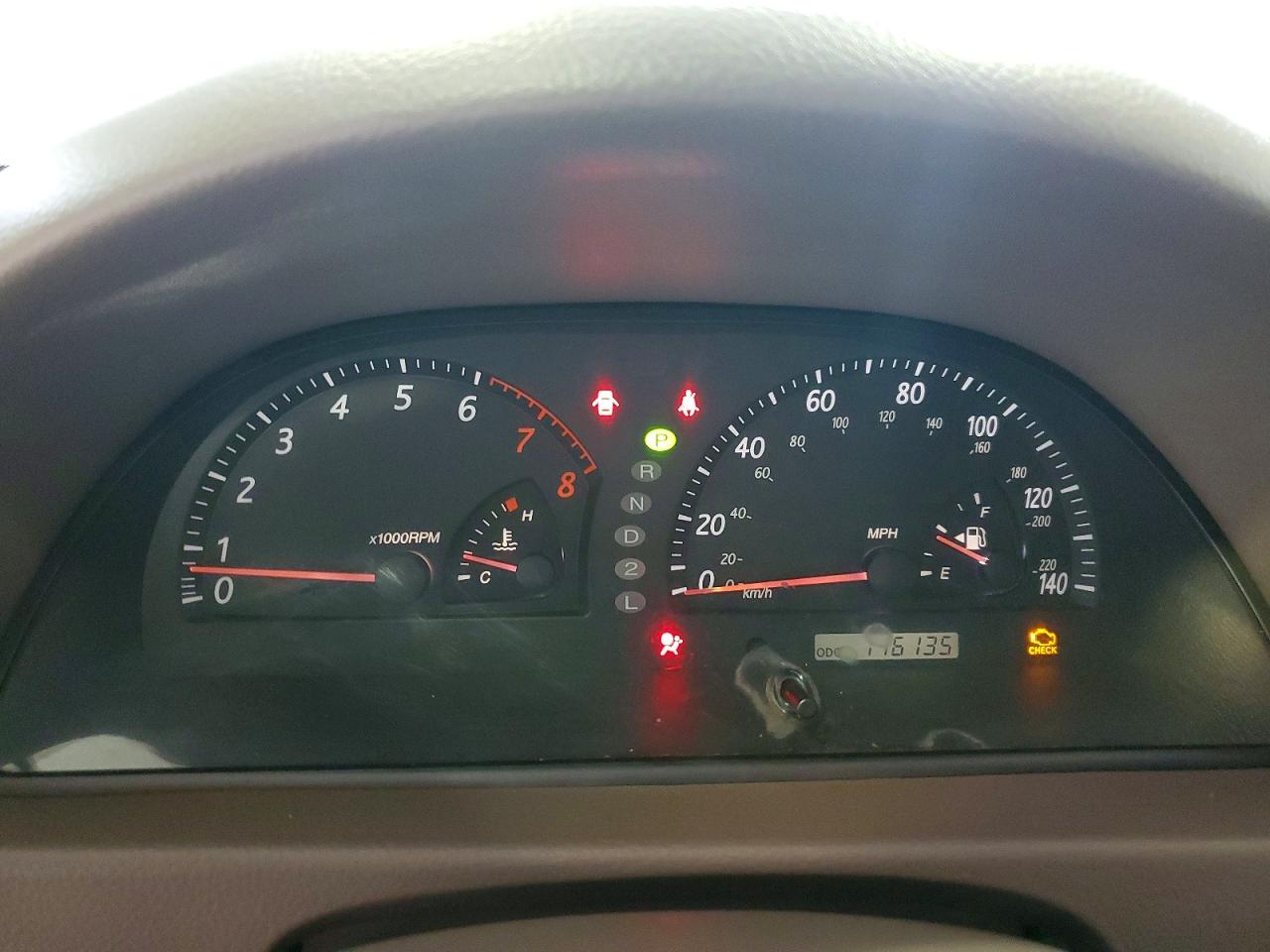 2003 Toyota Camry Xle V6 White vin: JTDBF30K430112363