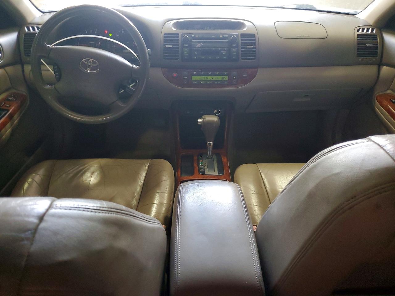 2003 Toyota Camry Xle V6 White vin: JTDBF30K430112363
