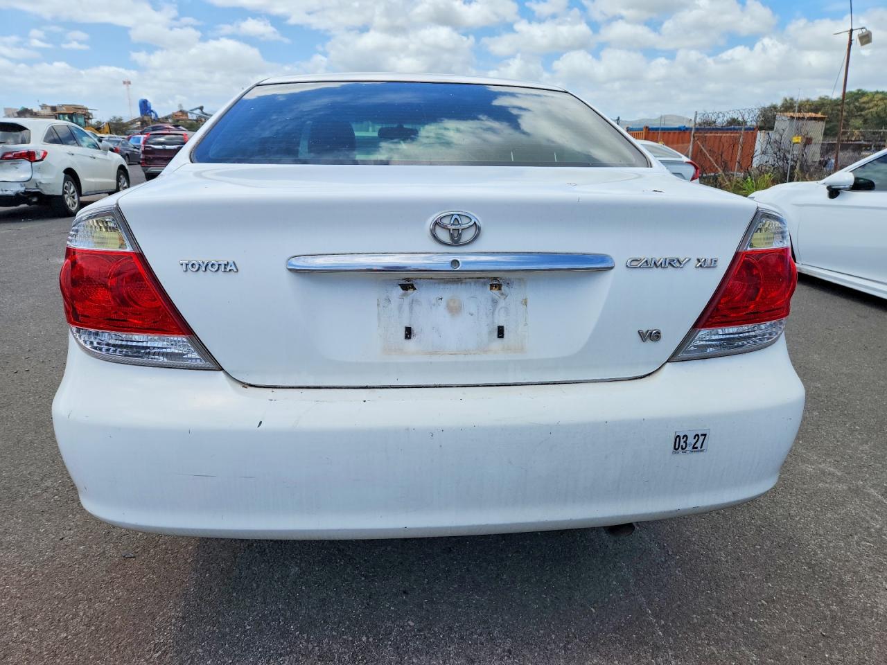 2005 Toyota Camry Le V6 Белый vin: JTDBF30K450159878