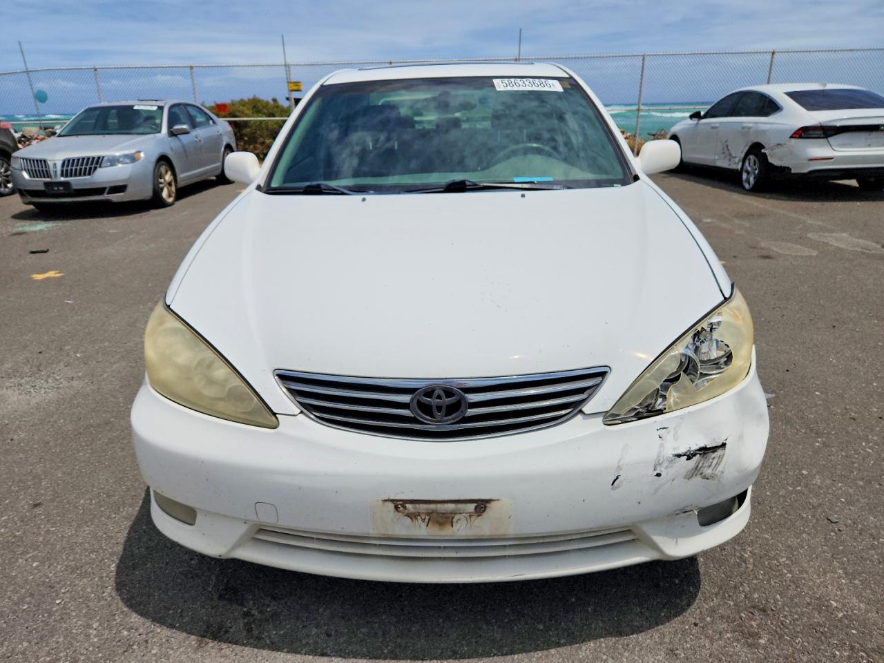2005 Toyota Camry Le V6 Белый vin: JTDBF30K450159878