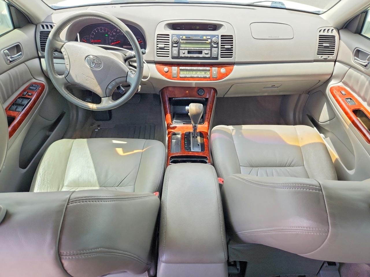 2005 Toyota Camry Le V6 Белый vin: JTDBF30K450159878