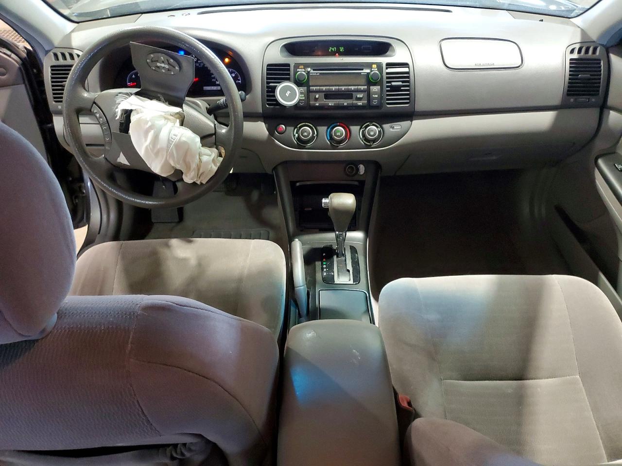 2005 Toyota Camry Le V6 Серый vin: JTDBF30K450162778