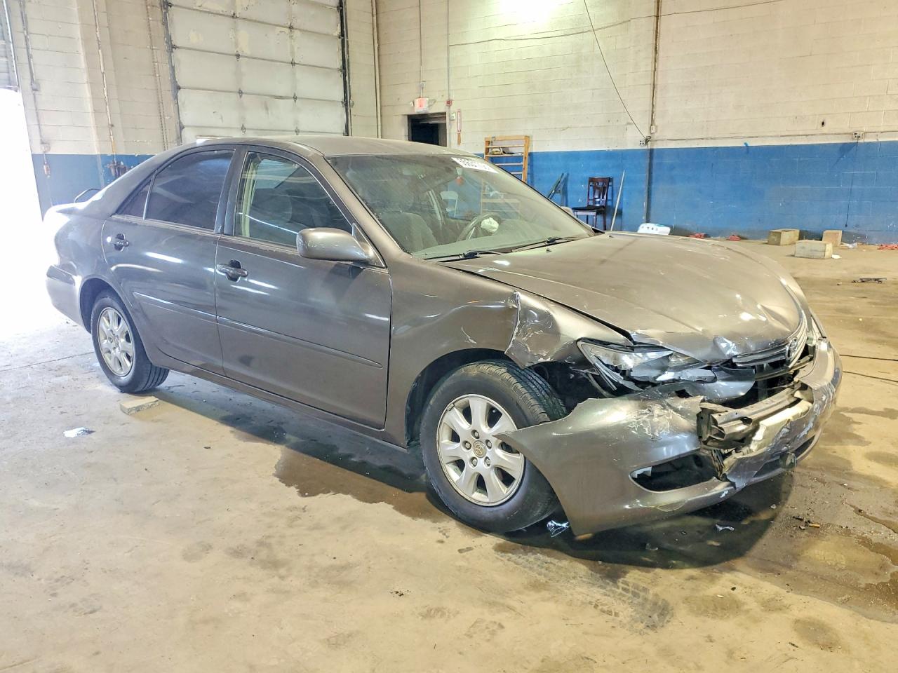 2005 Toyota Camry Le V6 Серый vin: JTDBF30K450162778