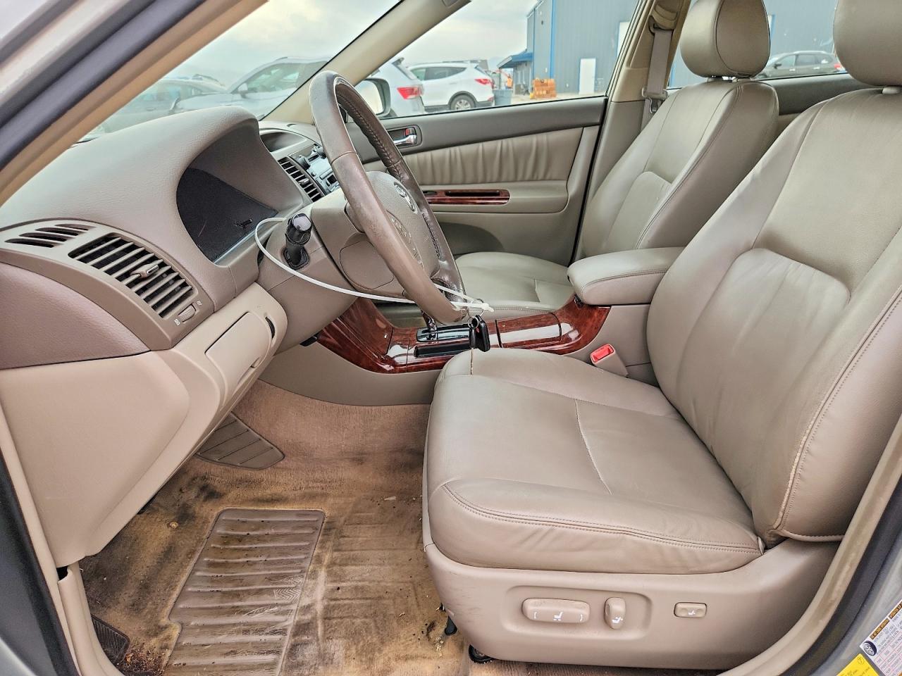 2005 Toyota Camry Xle V6 Silver vin: JTDBF30K450162859