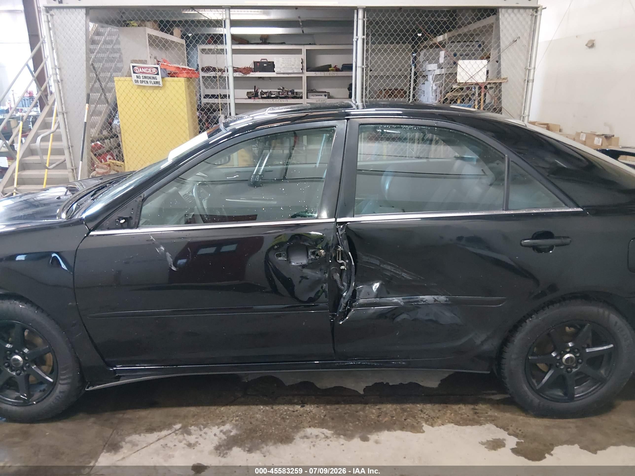 2002 Toyota Camry Se Black vin: JTDBF30K620056943