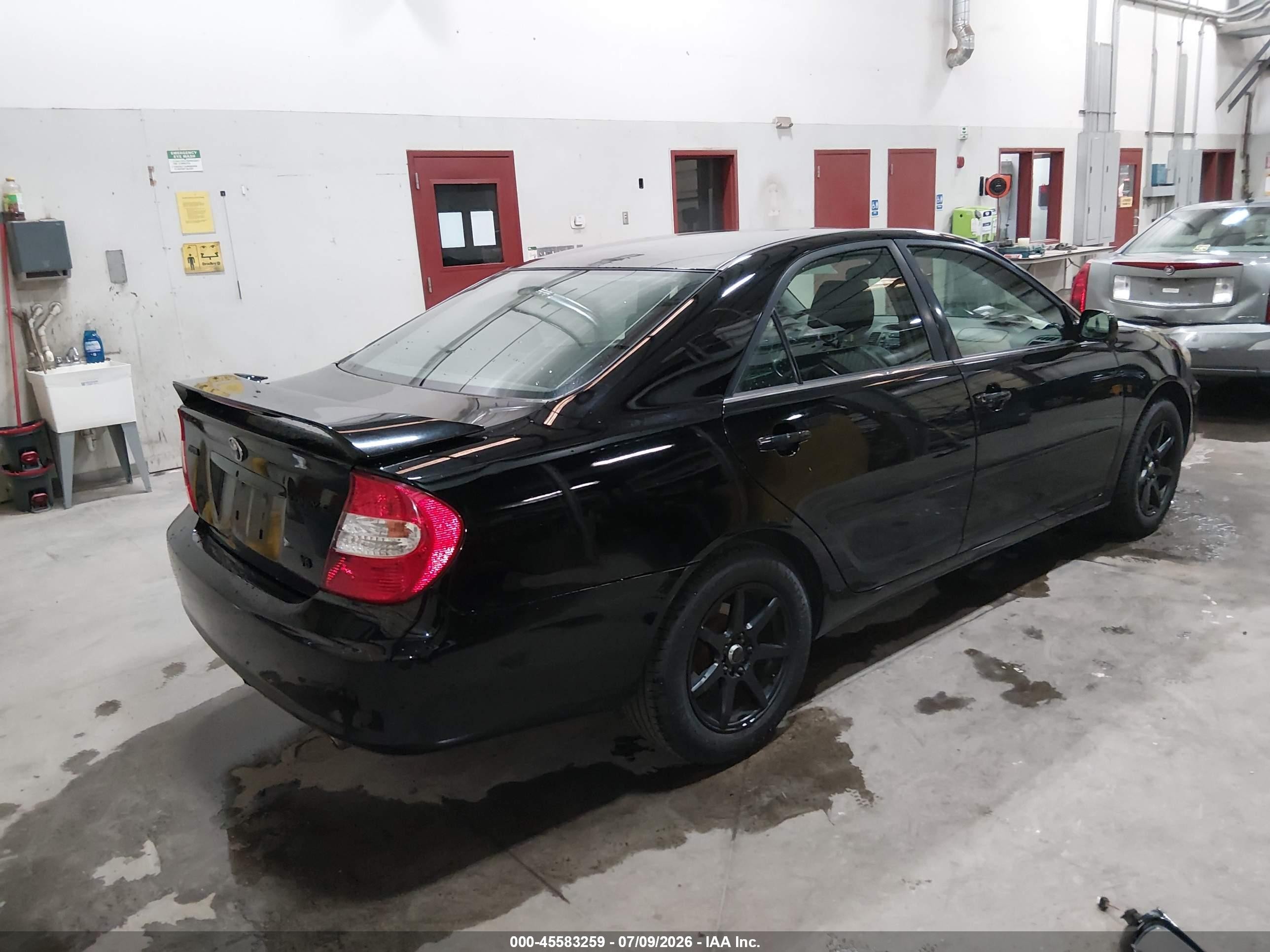 2002 Toyota Camry Se Black vin: JTDBF30K620056943