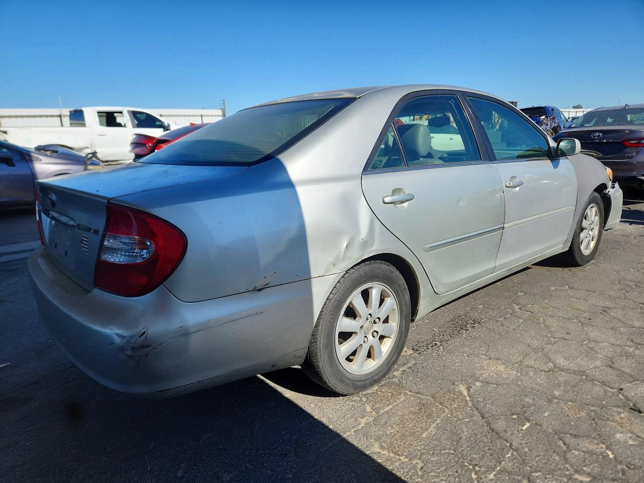 2003 Toyota Camry Xle V6 Silver vin: JTDBF30K630142223
