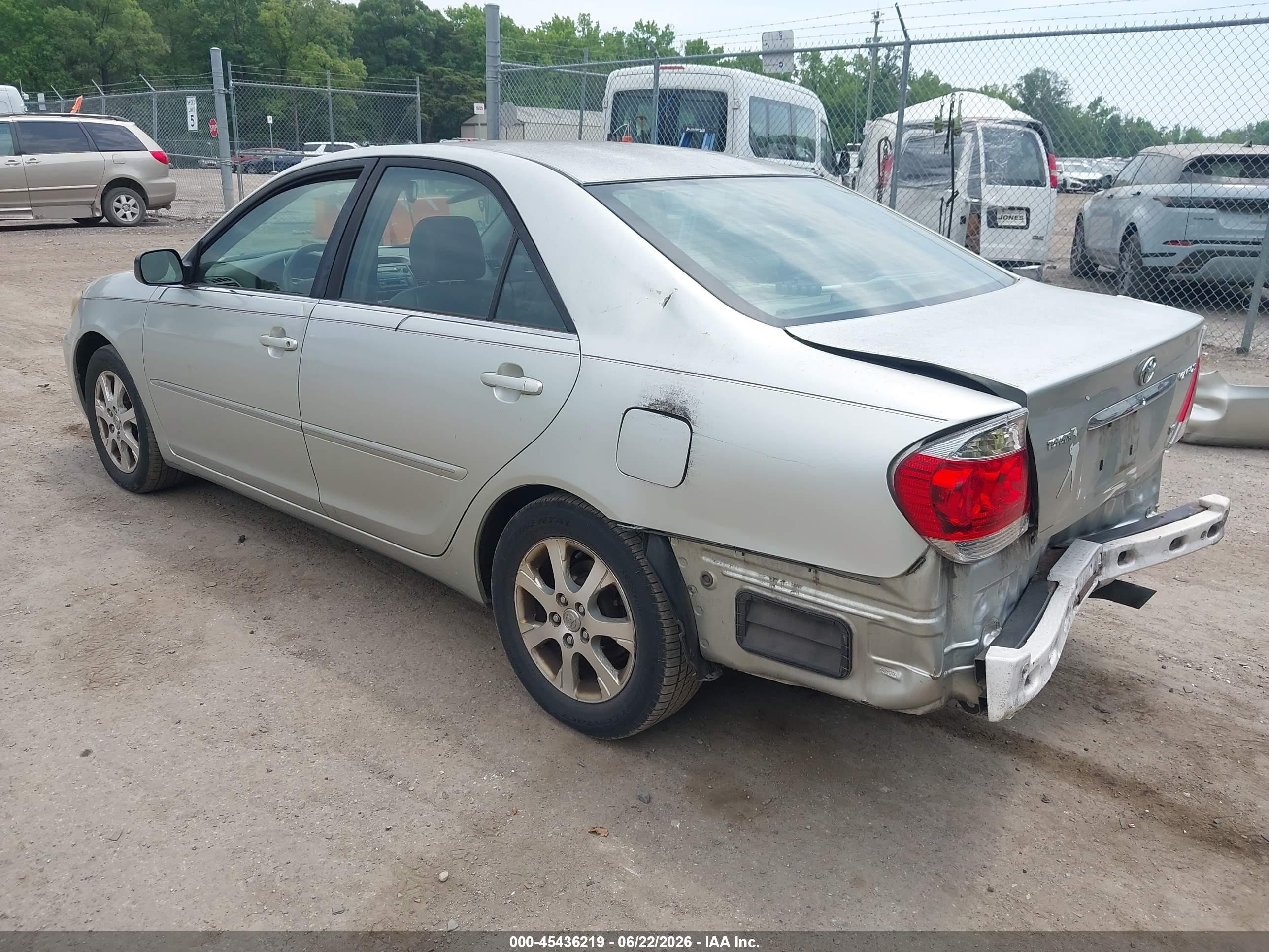 2005 Toyota Camry Xle V6 Silver vin: JTDBF30K650165097