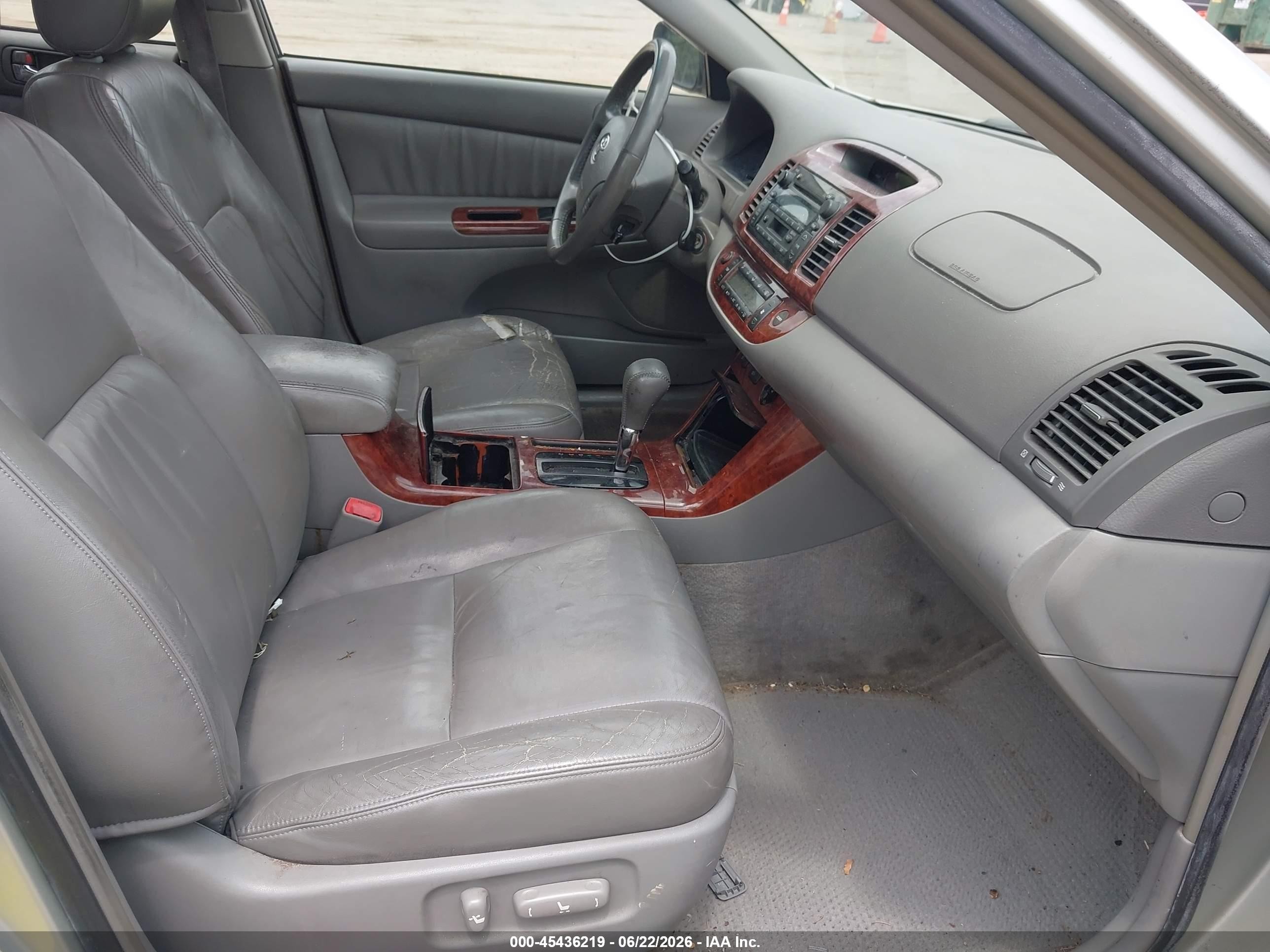 2005 Toyota Camry Xle V6 Silver vin: JTDBF30K650165097