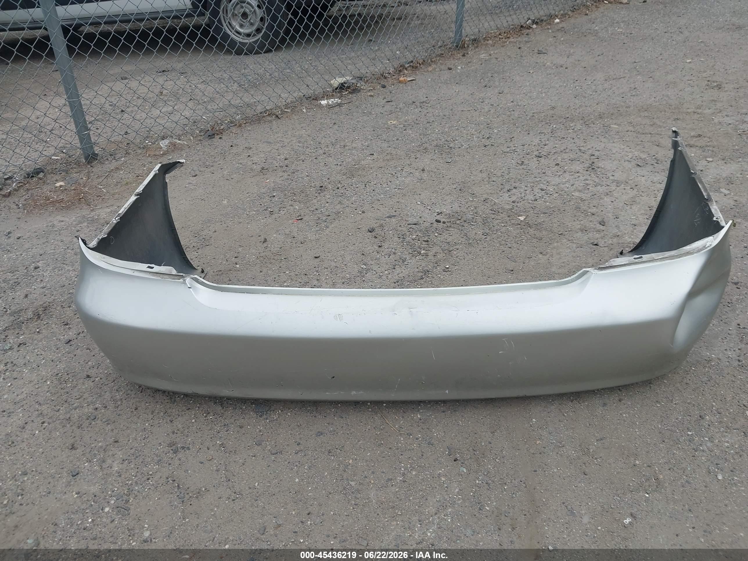 2005 Toyota Camry Xle V6 Silver vin: JTDBF30K650165097