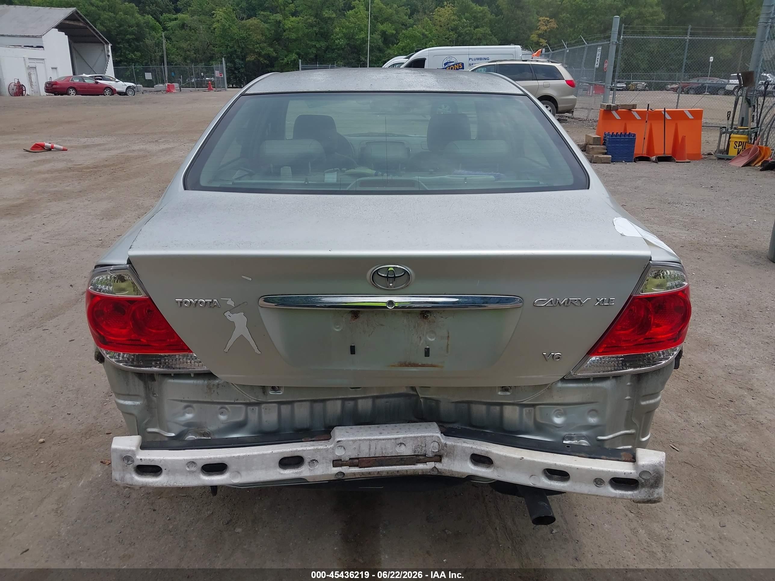 2005 Toyota Camry Xle V6 Silver vin: JTDBF30K650165097