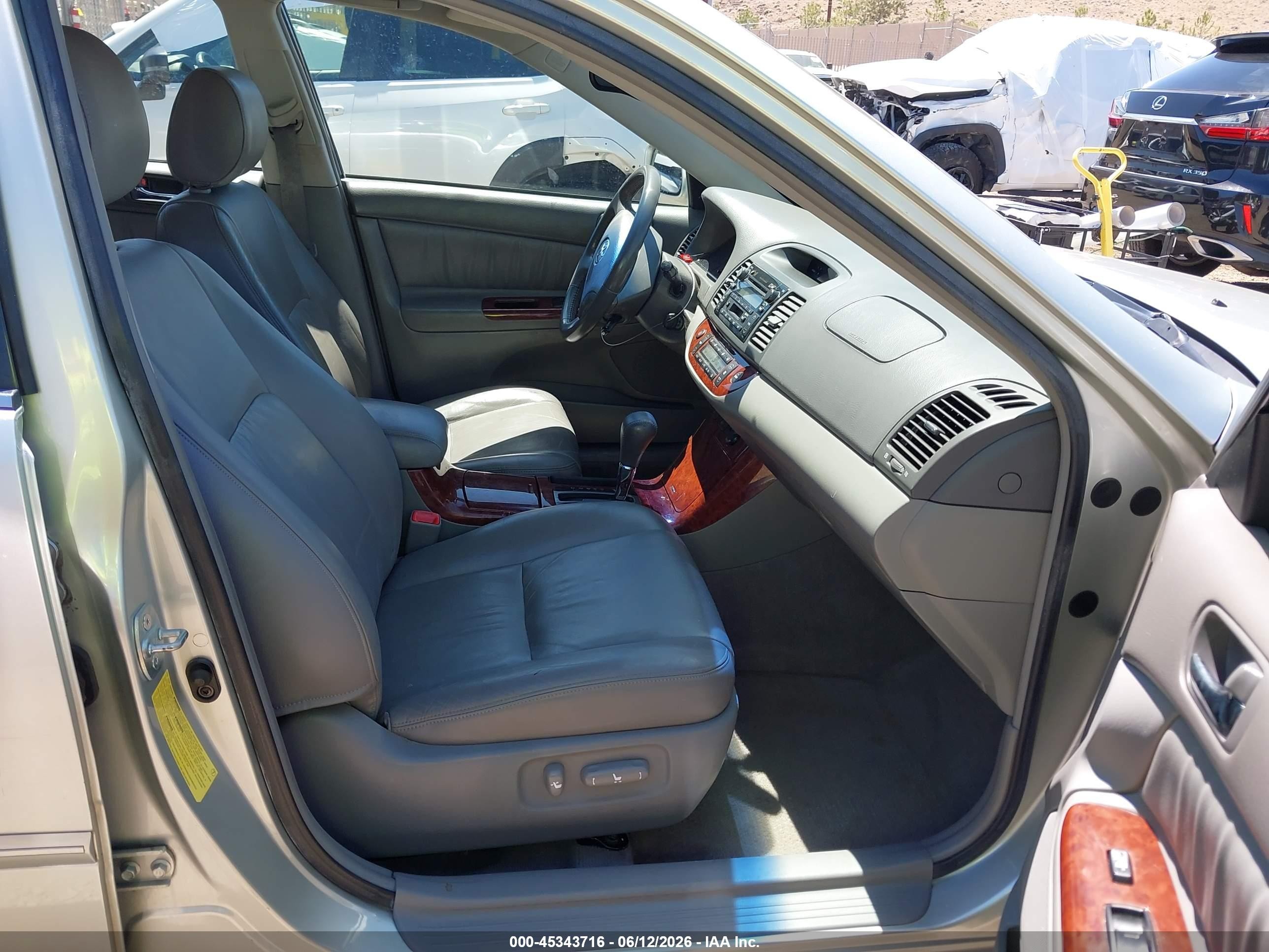 2005 Toyota Camry Xle V6 Silver vin: JTDBF30K750165206