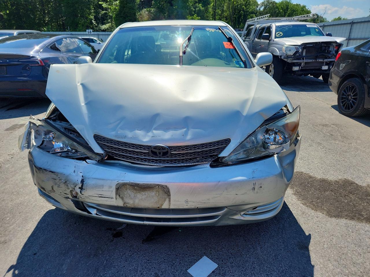2002 Toyota Camry Silver vin: JTDBF30K820034216