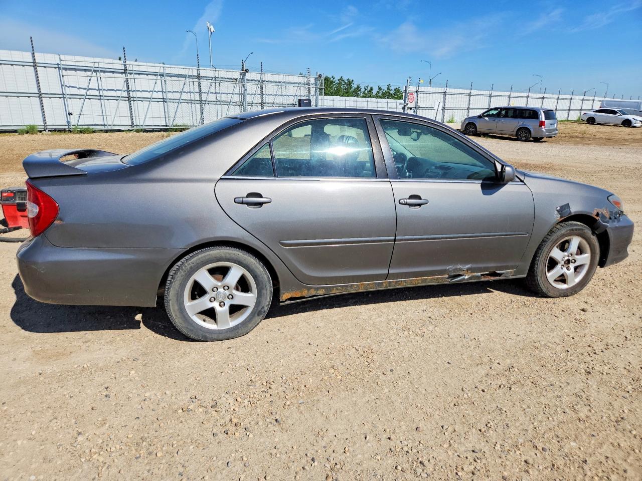 2002 Toyota Camry Le V6 Gray vin: JTDBF30K920033818