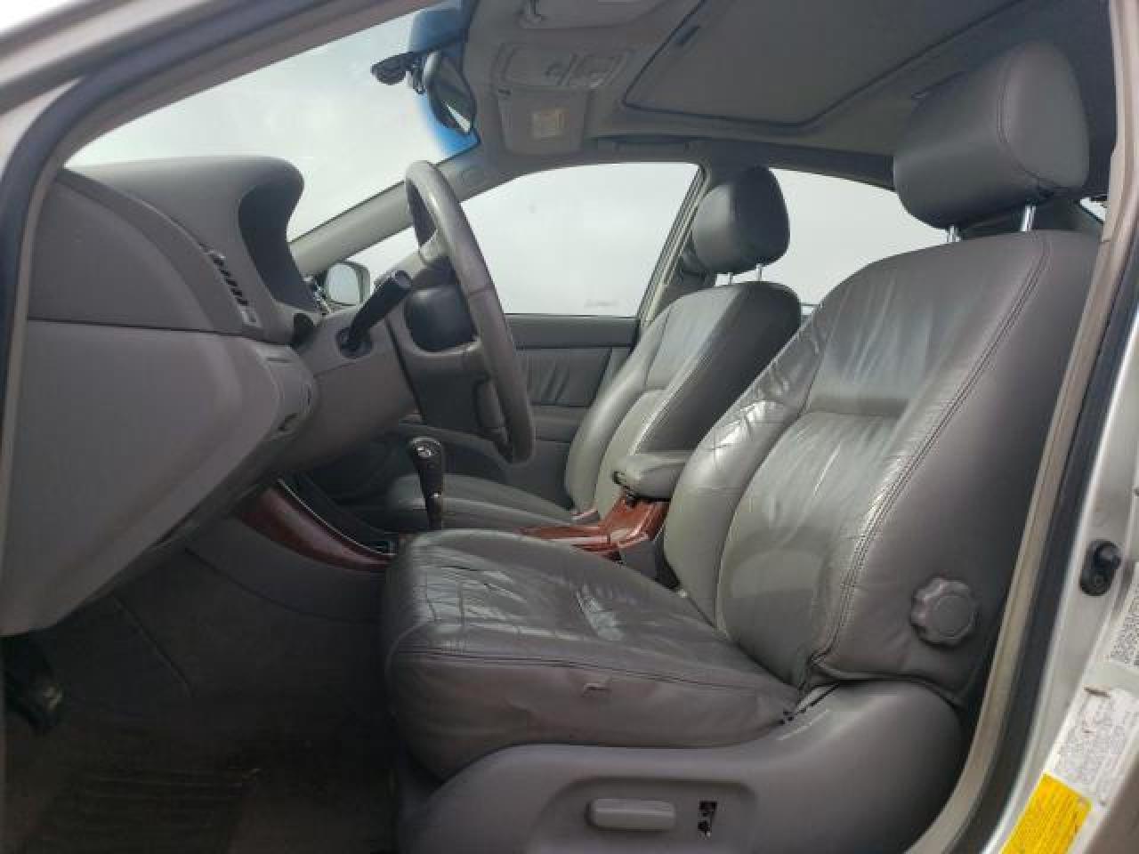 2002 Toyota Camry Le Серебряный vin: JTDBF30KX20001377