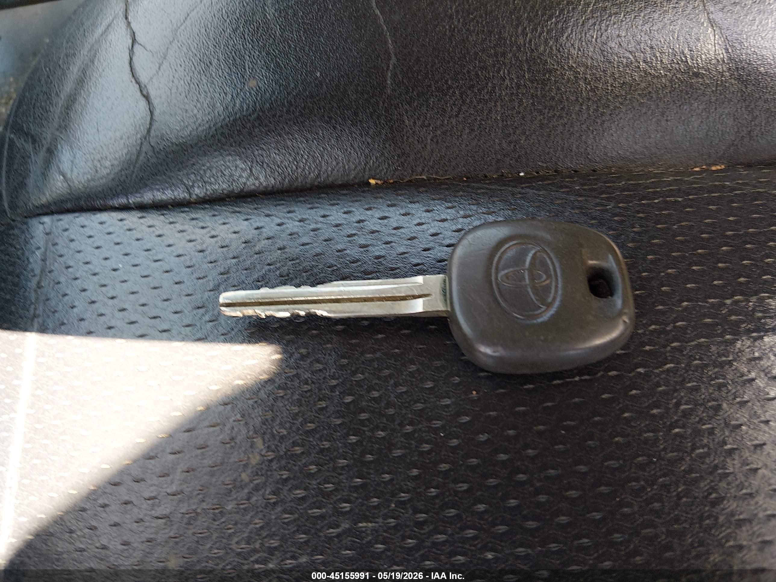 2002 Toyota Camry Se V6 Silver vin: JTDBF32K020037995