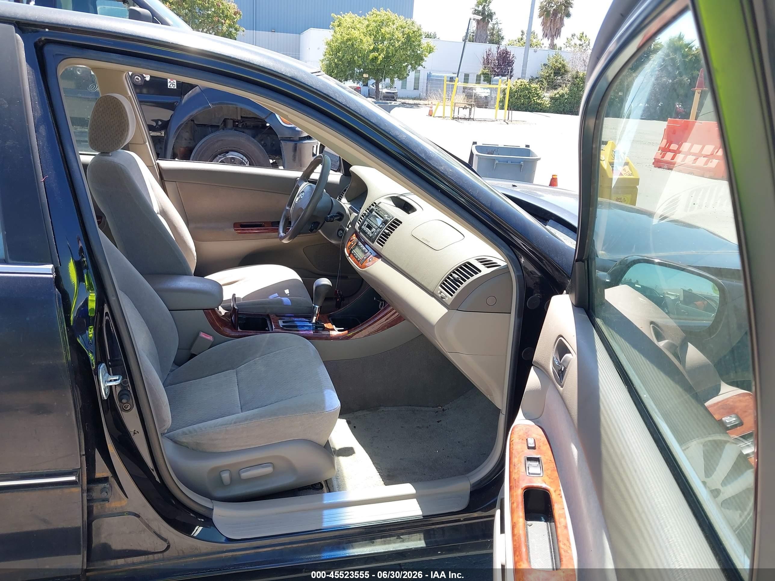 2003 Toyota Camry Xle V6 Black vin: JTDBF32K030098653