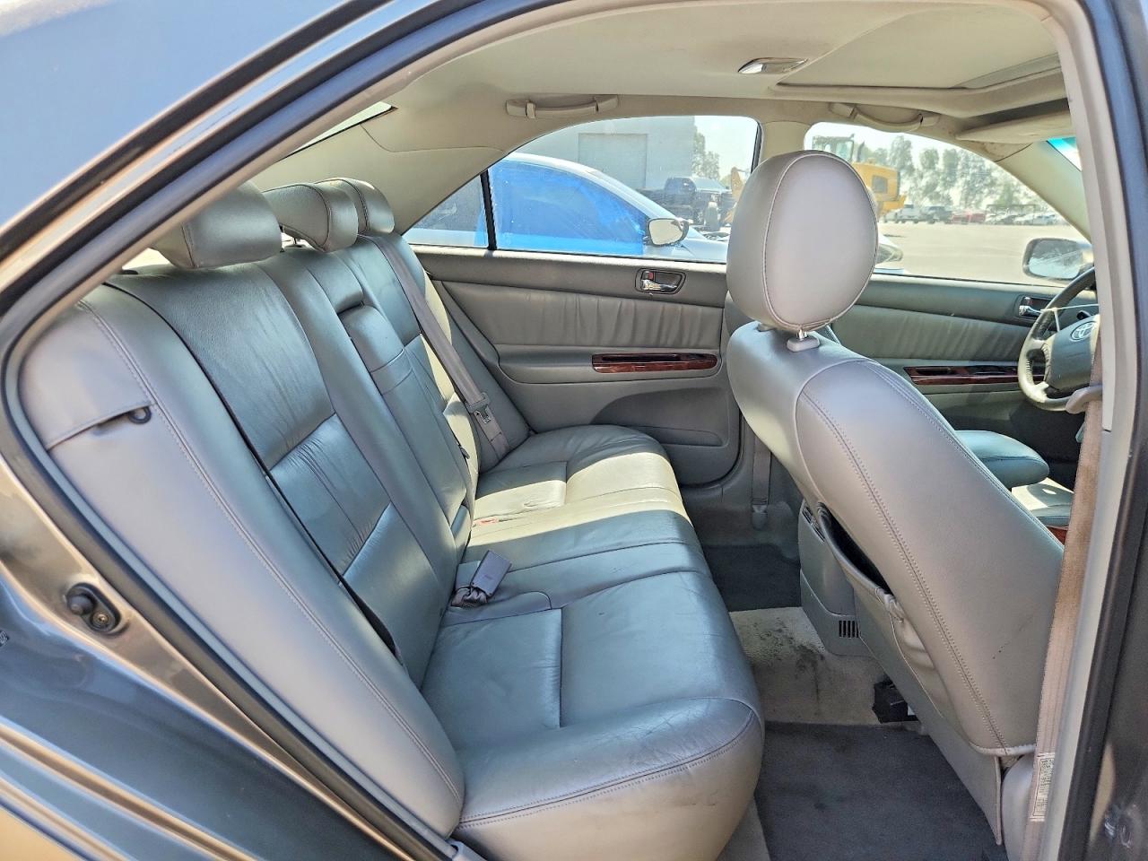 2005 Toyota Camry Xle V6 Gray vin: JTDBF32K050166727