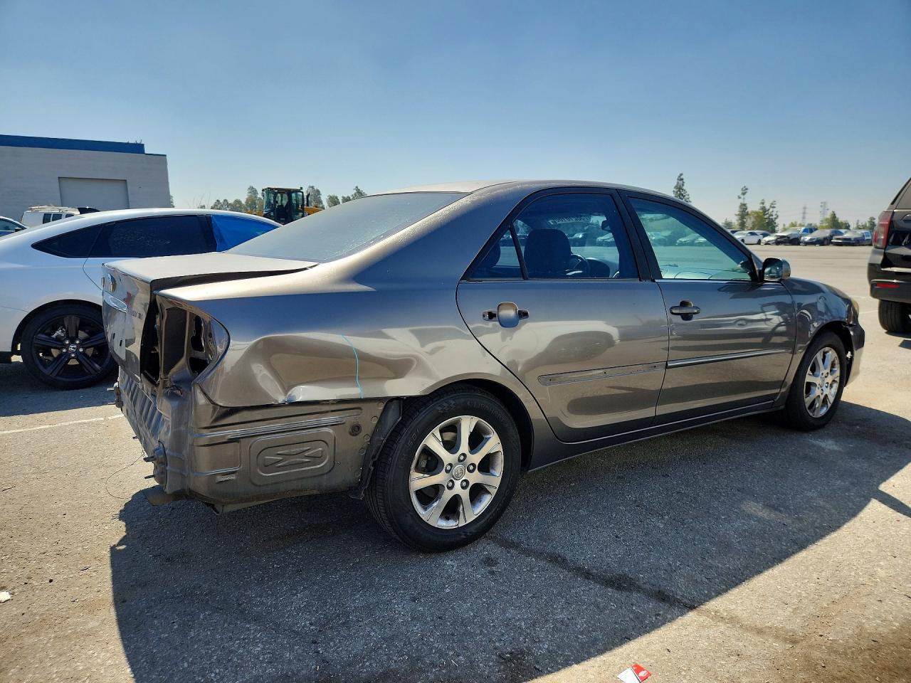 2005 Toyota Camry Xle V6 Gray vin: JTDBF32K050166727