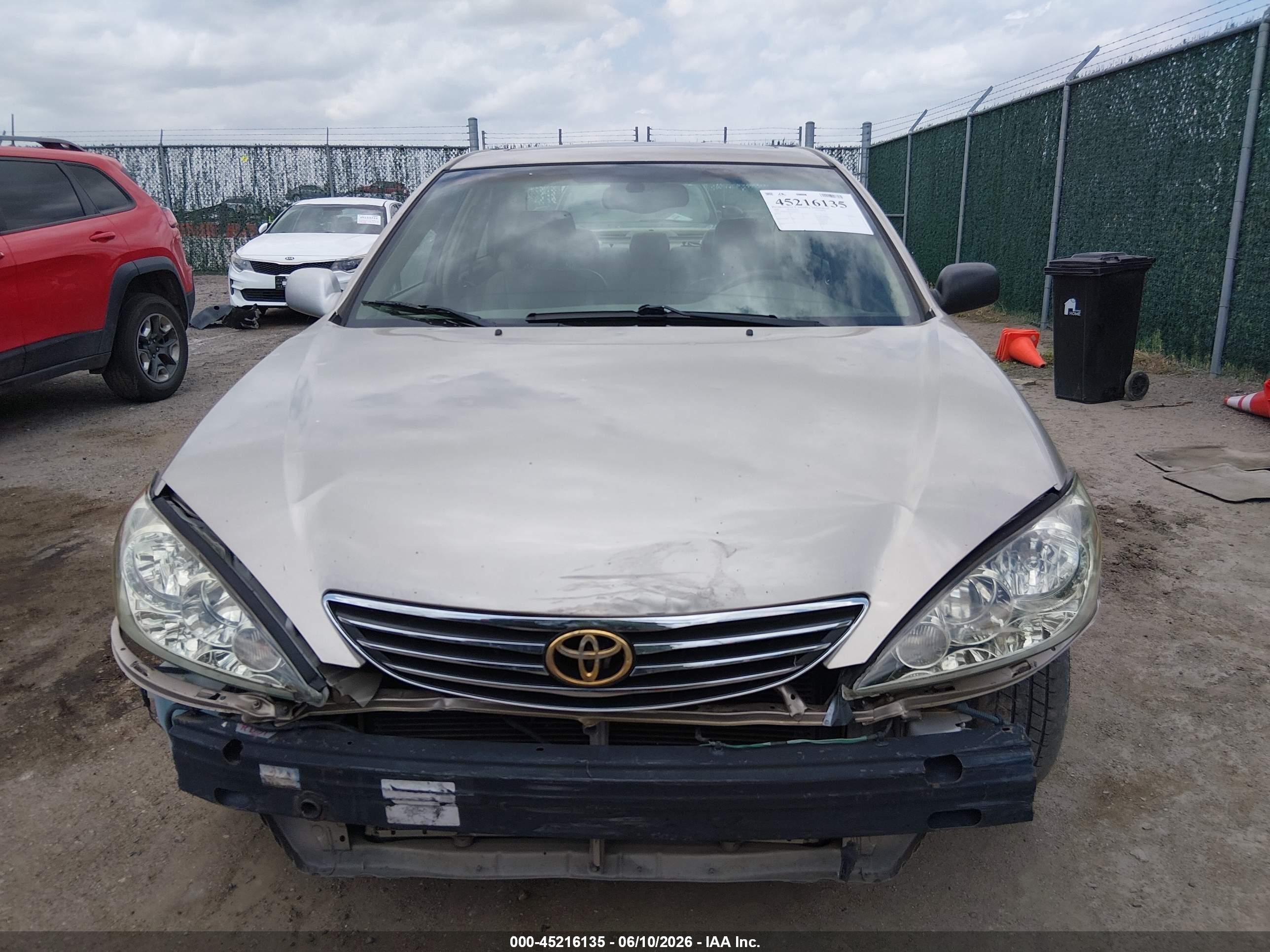 2005 Toyota Camry Xle V6 Champagne vin: JTDBF32K150165215
