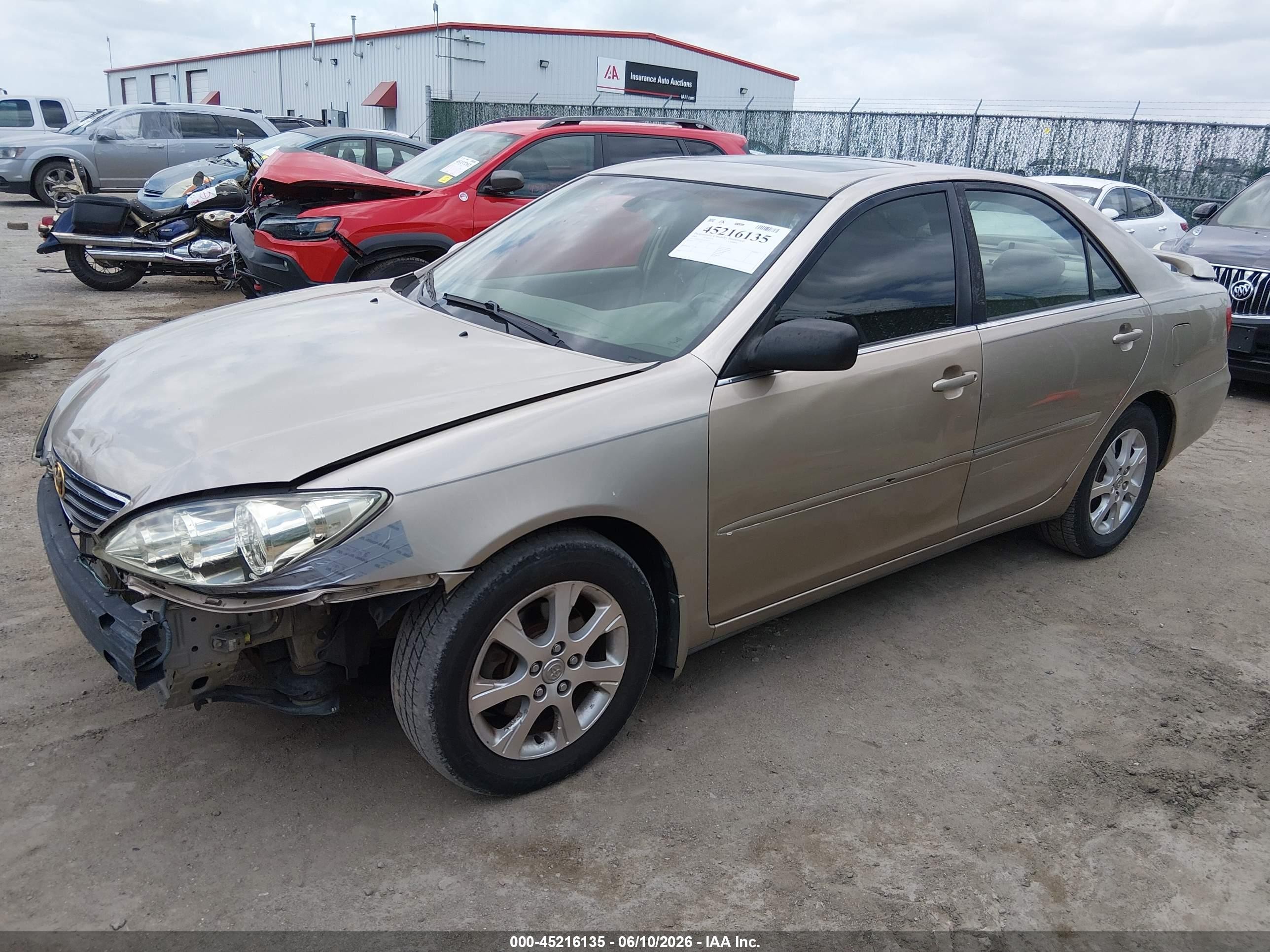 2005 Toyota Camry Xle V6 Champagne vin: JTDBF32K150165215