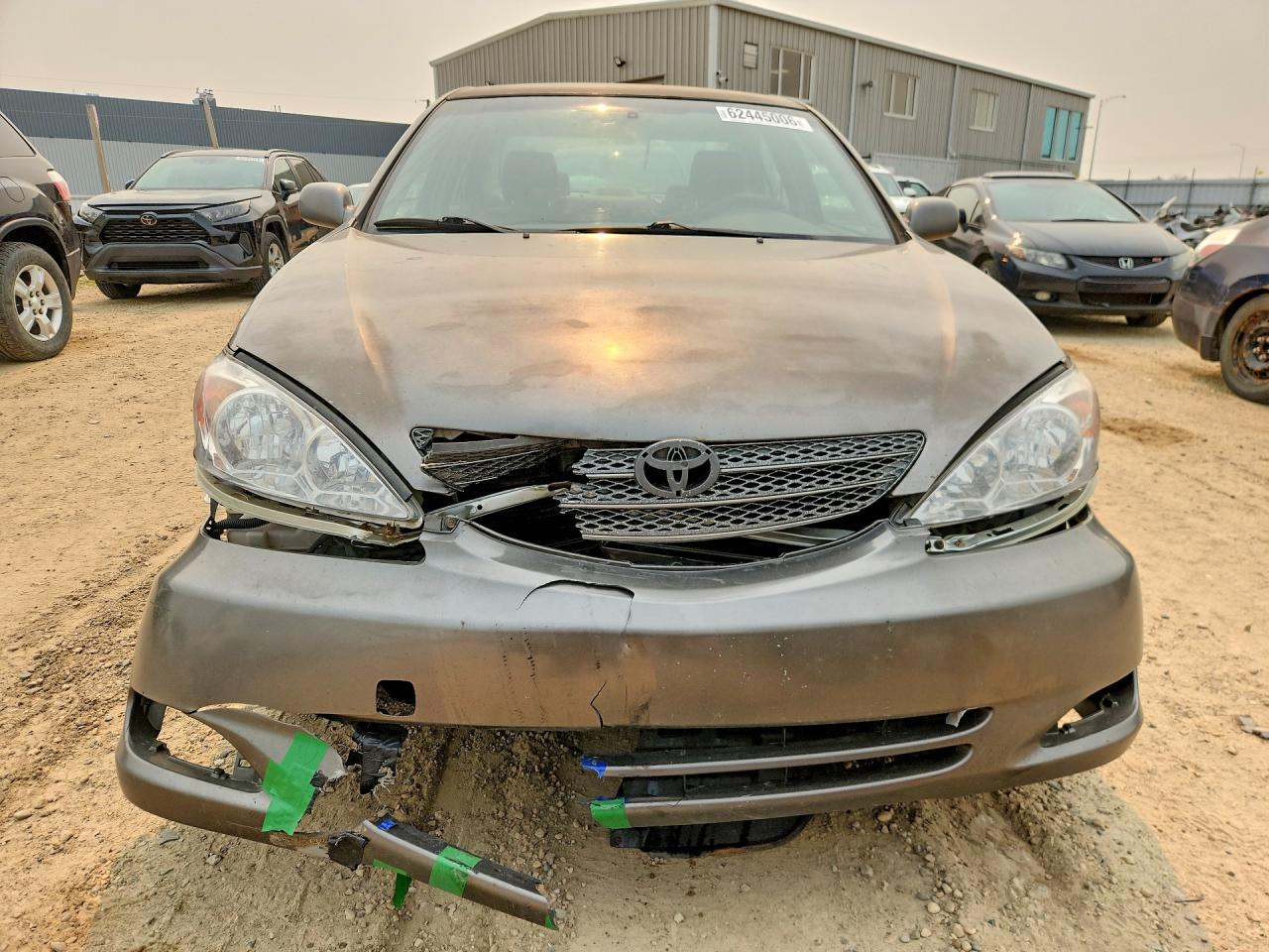 2002 Toyota Camry Le V6 Gray vin: JTDBF32K220052630