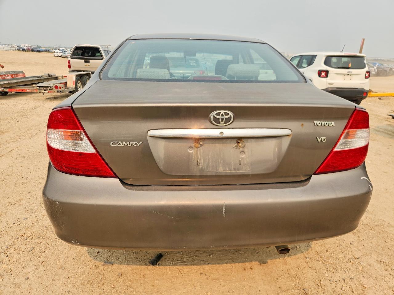 2002 Toyota Camry Le V6 Gray vin: JTDBF32K220052630