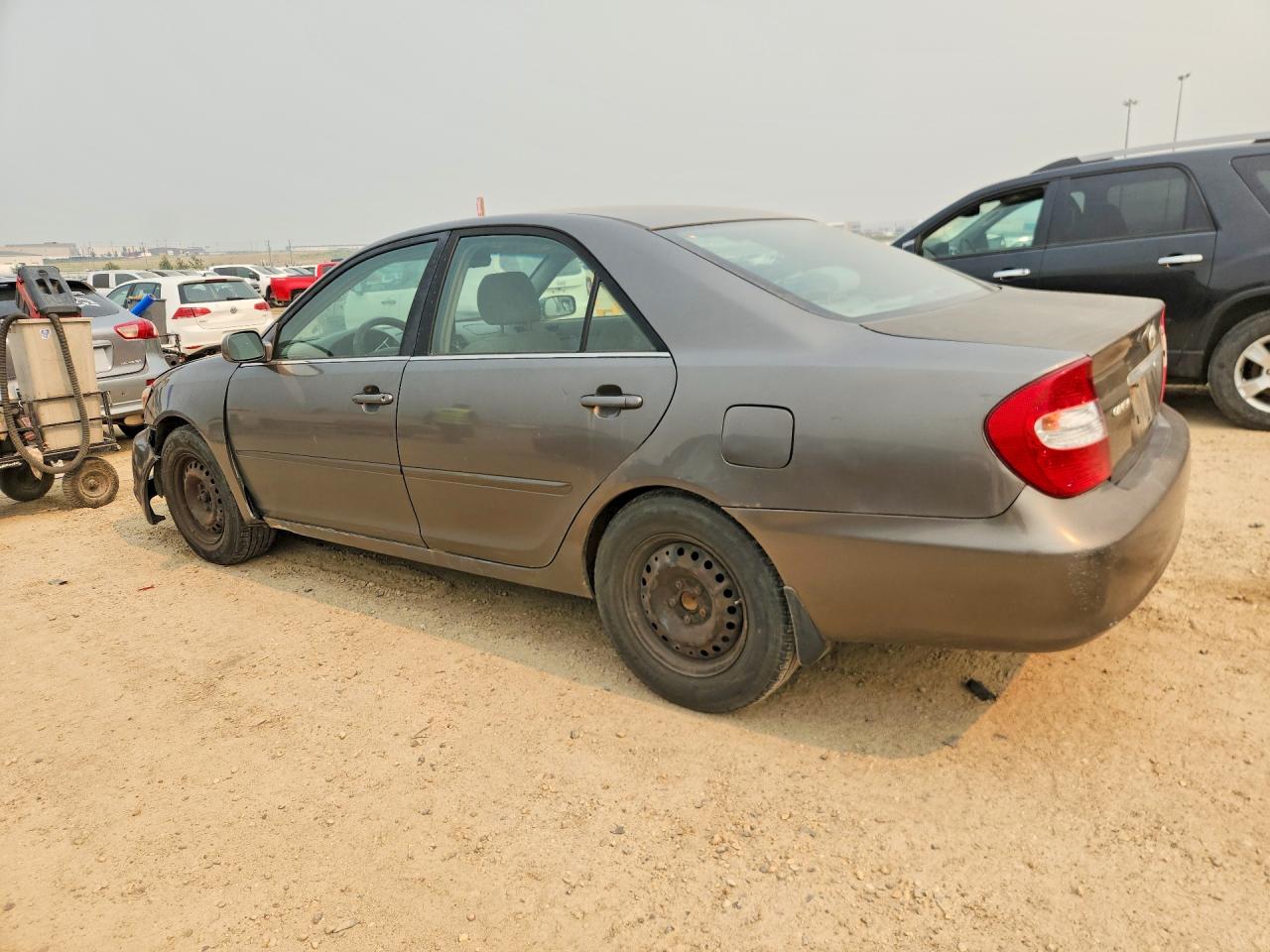 2002 Toyota Camry Le V6 Gray vin: JTDBF32K220052630