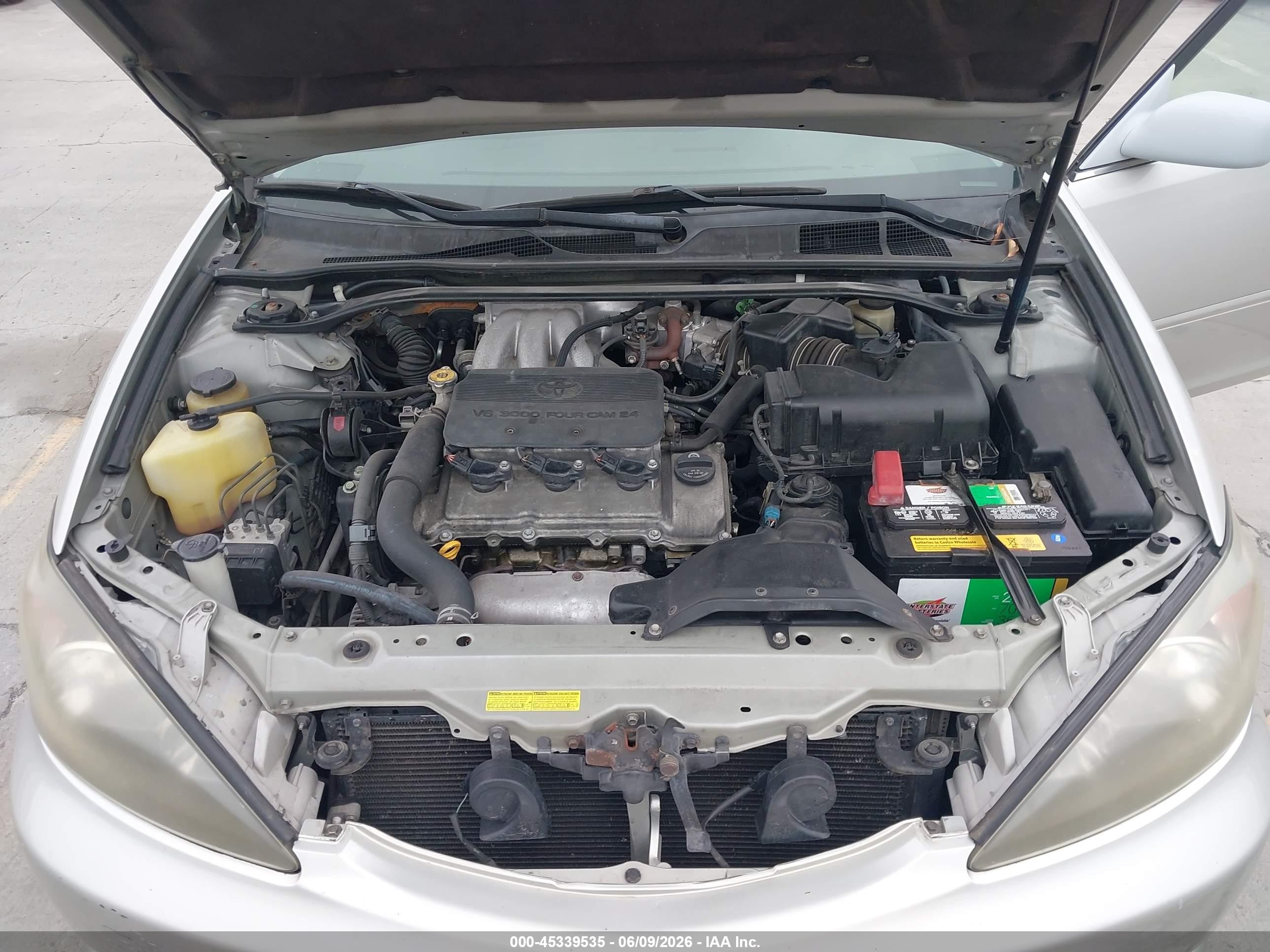 2002 Toyota Camry Se Silver vin: JTDBF32K220066687