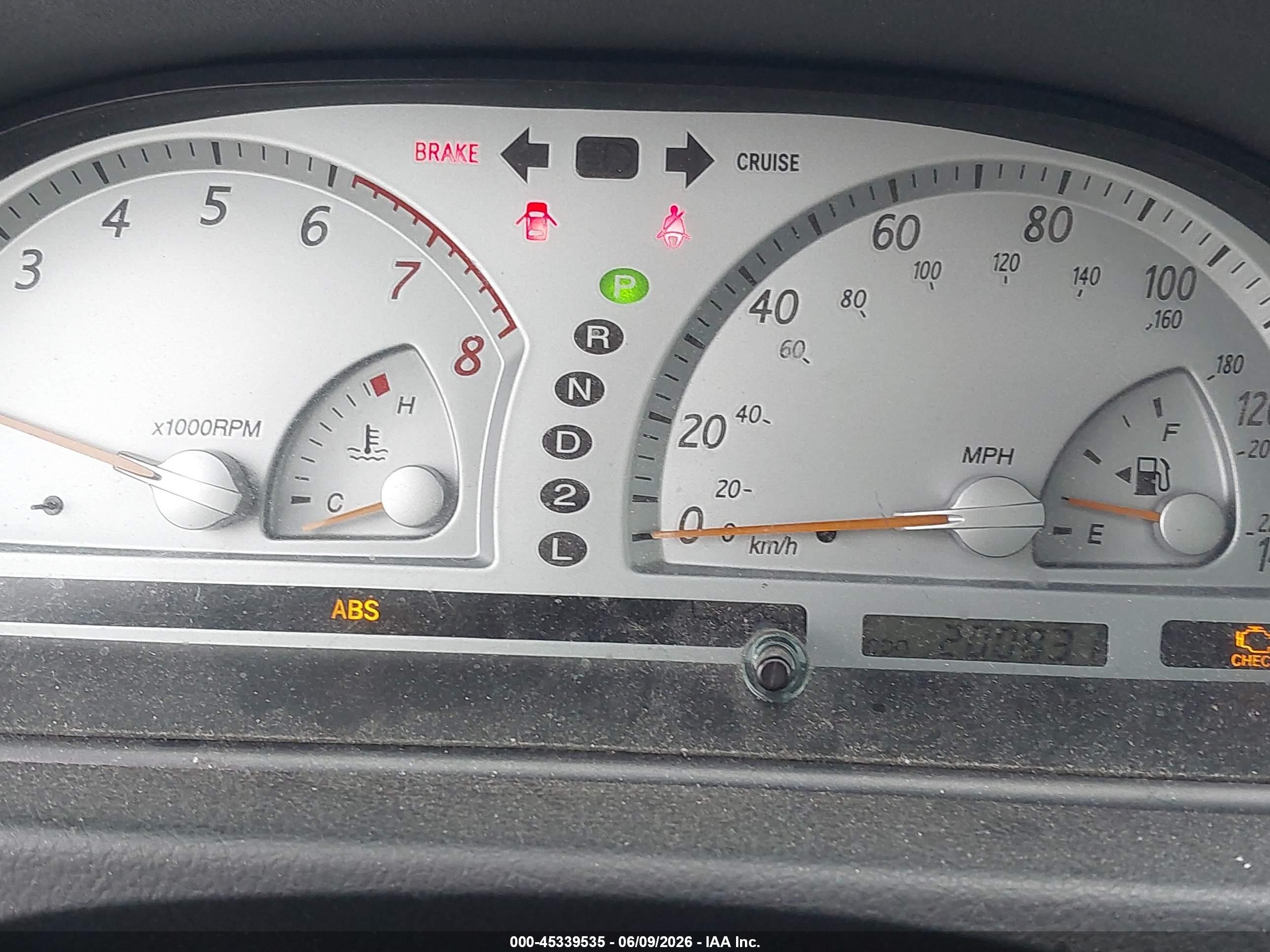 2002 Toyota Camry Se Silver vin: JTDBF32K220066687