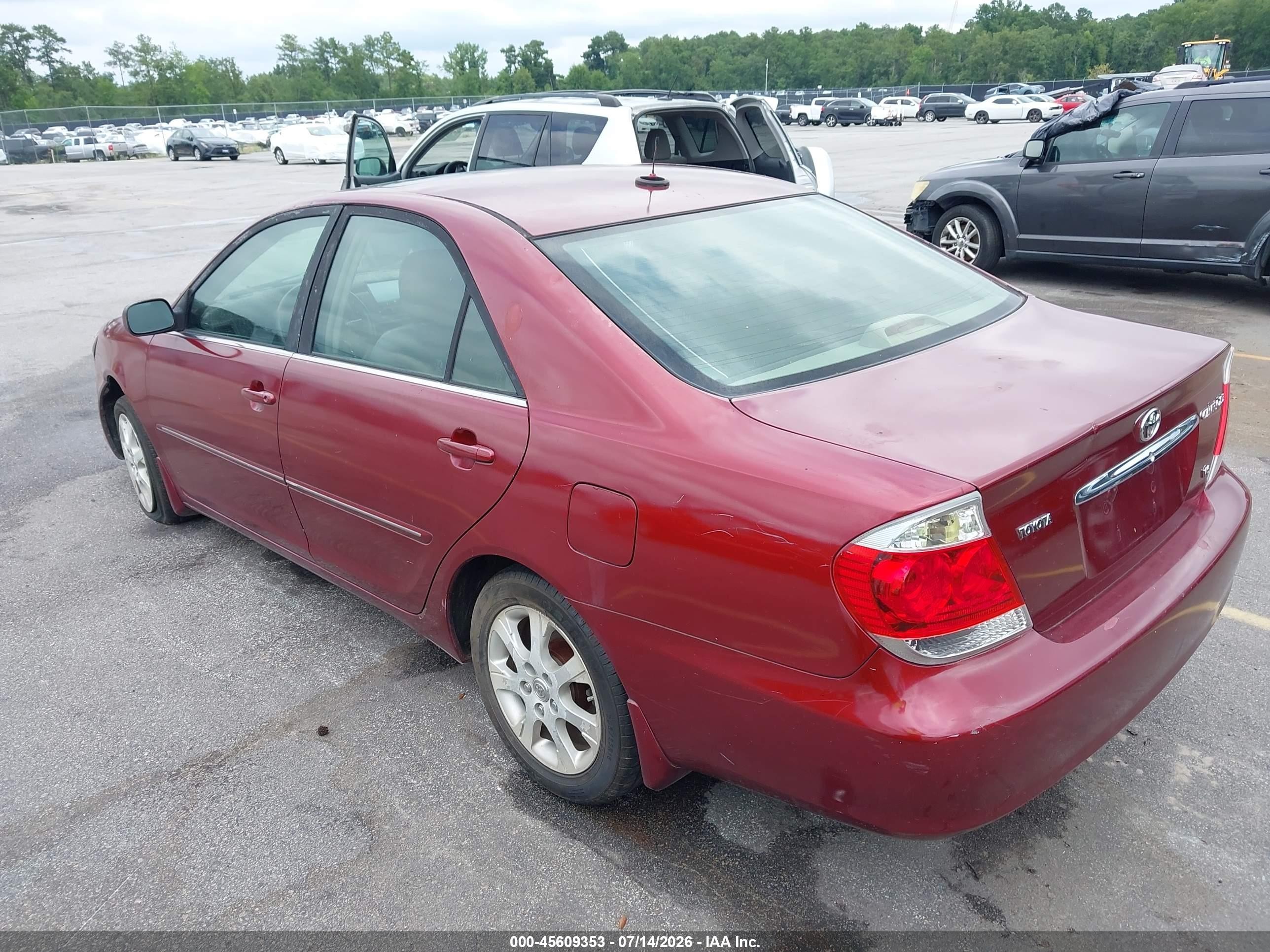 2006 Toyota Camry Xle V6 Red vin: JTDBF32K360170434