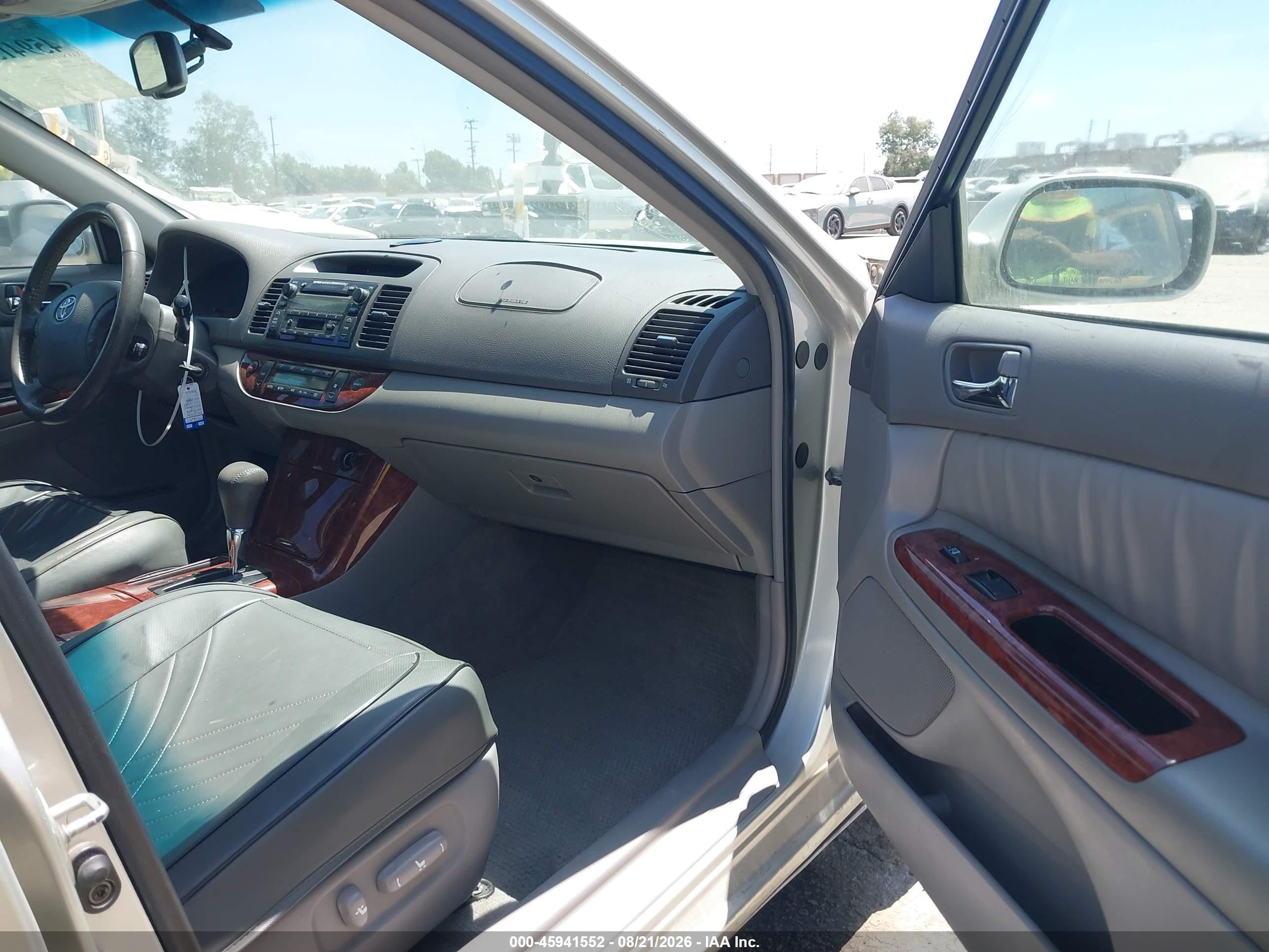 2006 Toyota Camry Xle V6 Silver vin: JTDBF32K460170216