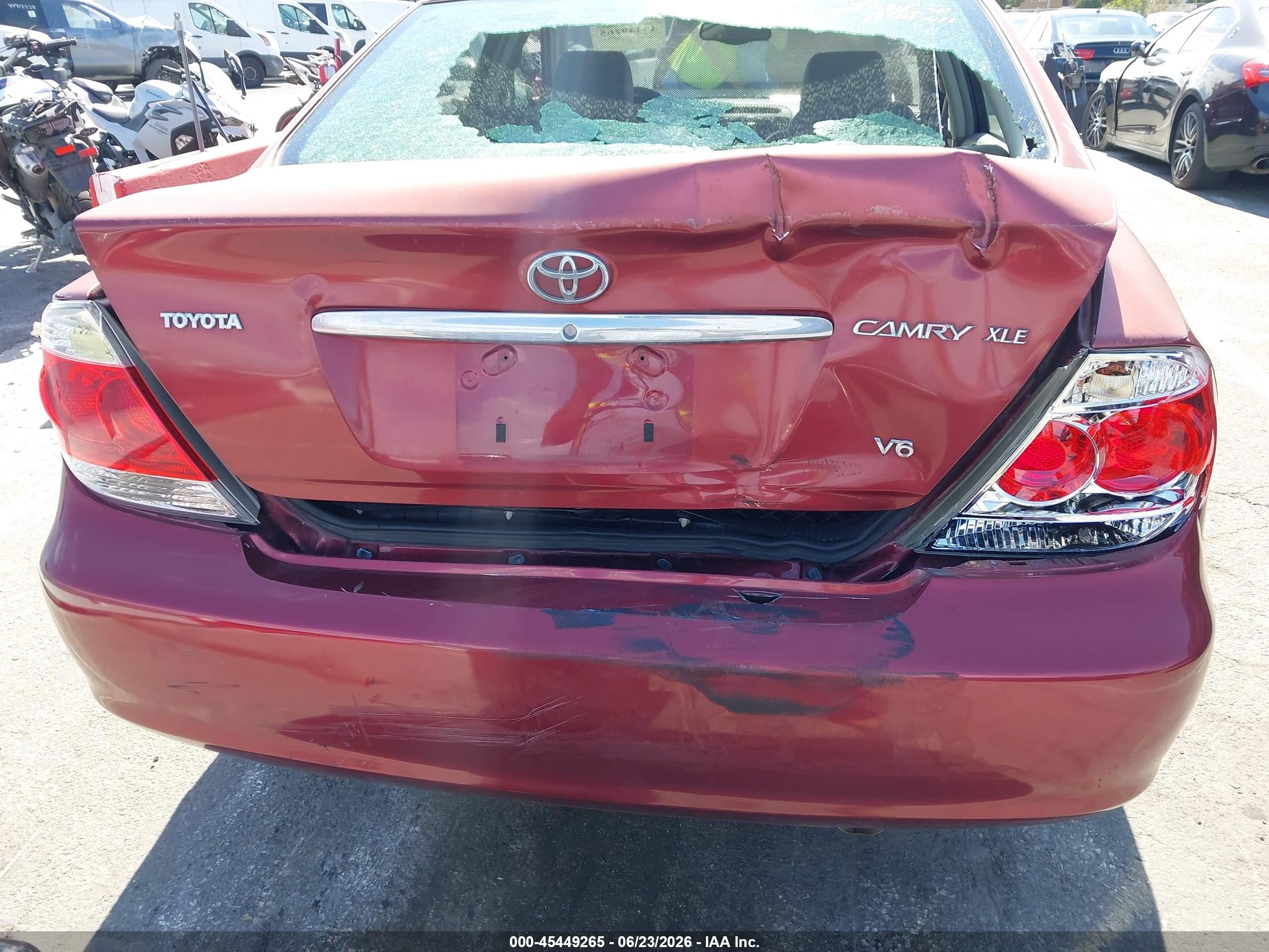 2005 Toyota Camry Xle V6 Red vin: JTDBF32K650162438
