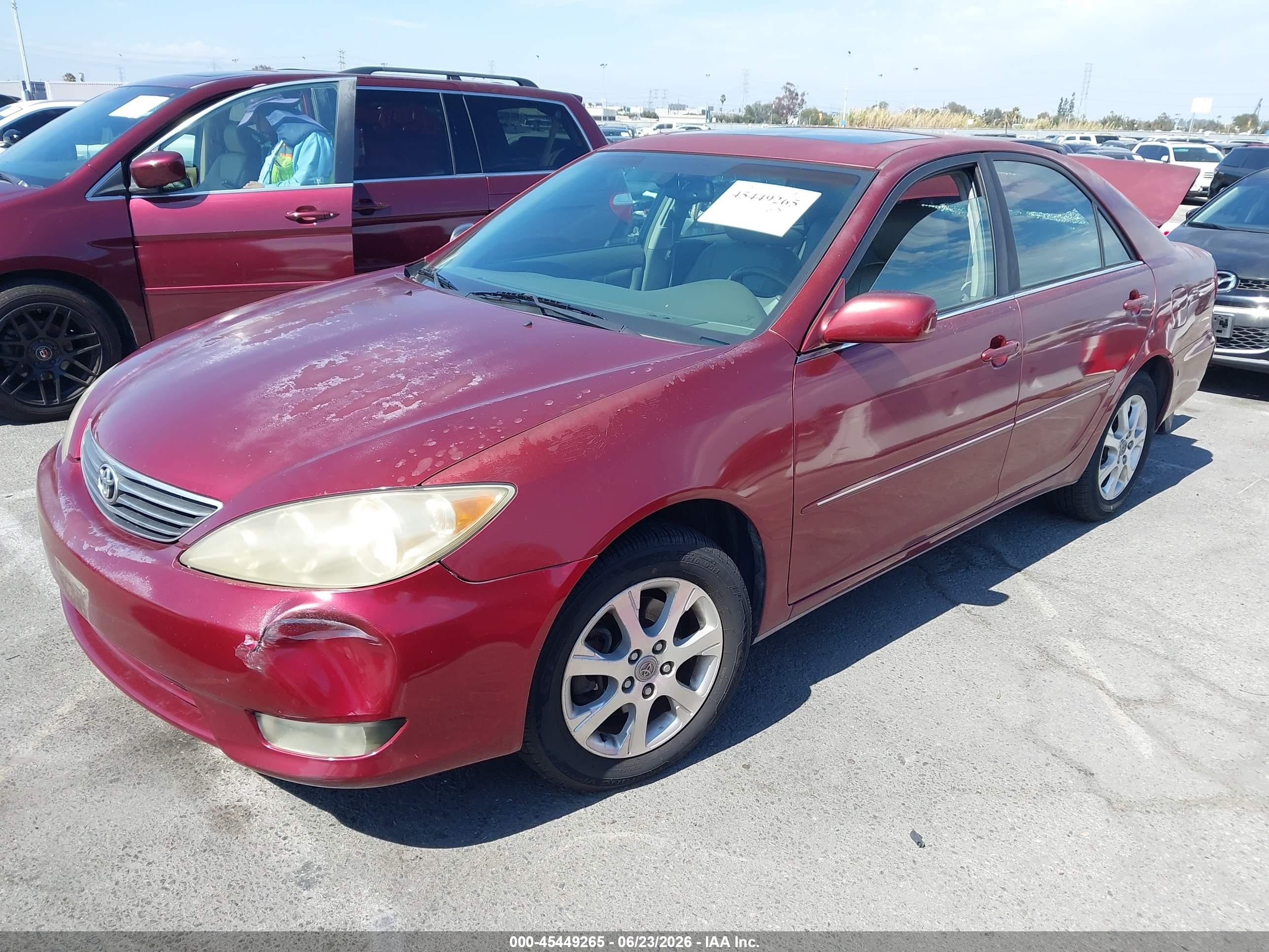 2005 Toyota Camry Xle V6 Red vin: JTDBF32K650162438