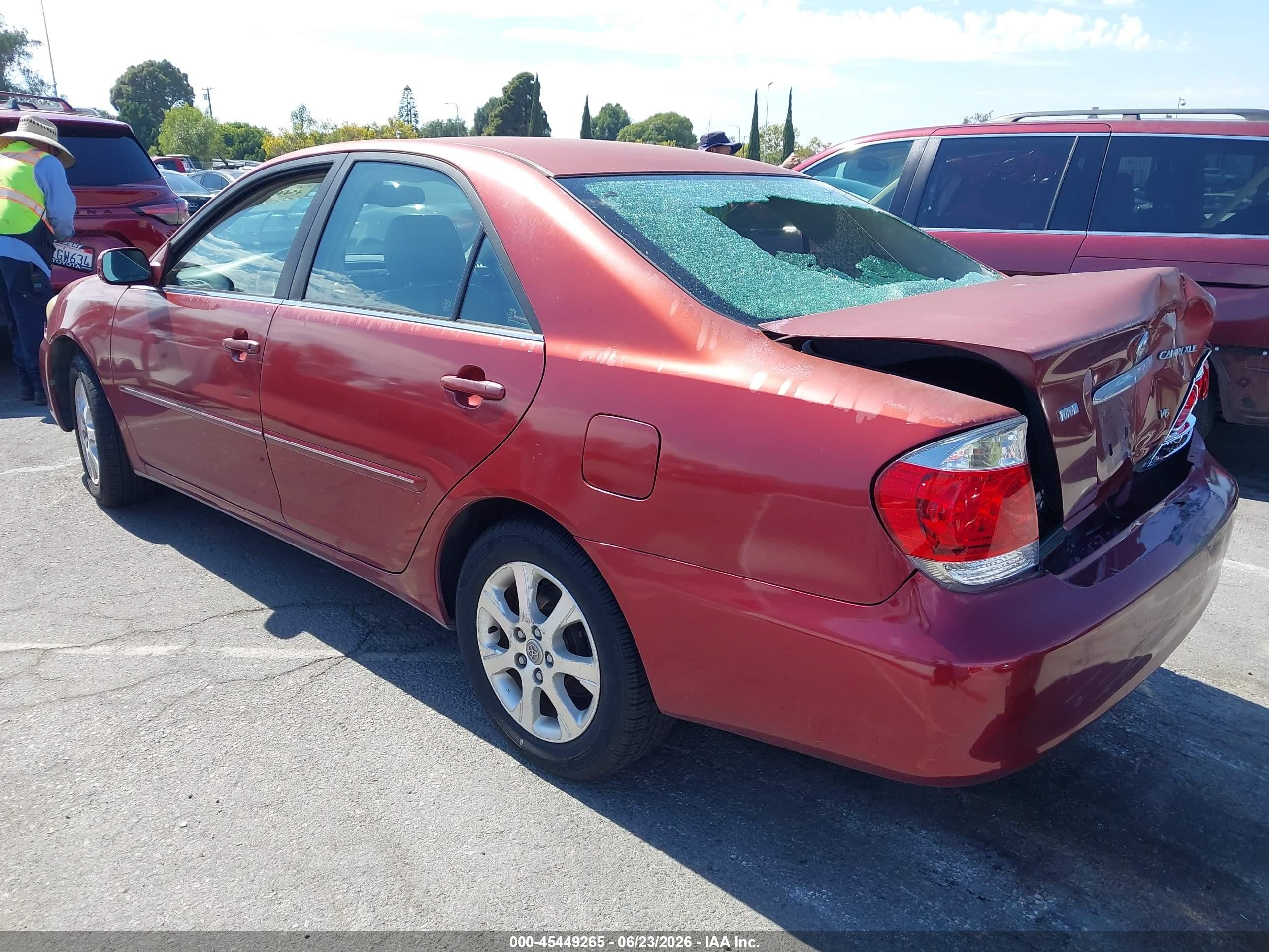2005 Toyota Camry Xle V6 Red vin: JTDBF32K650162438